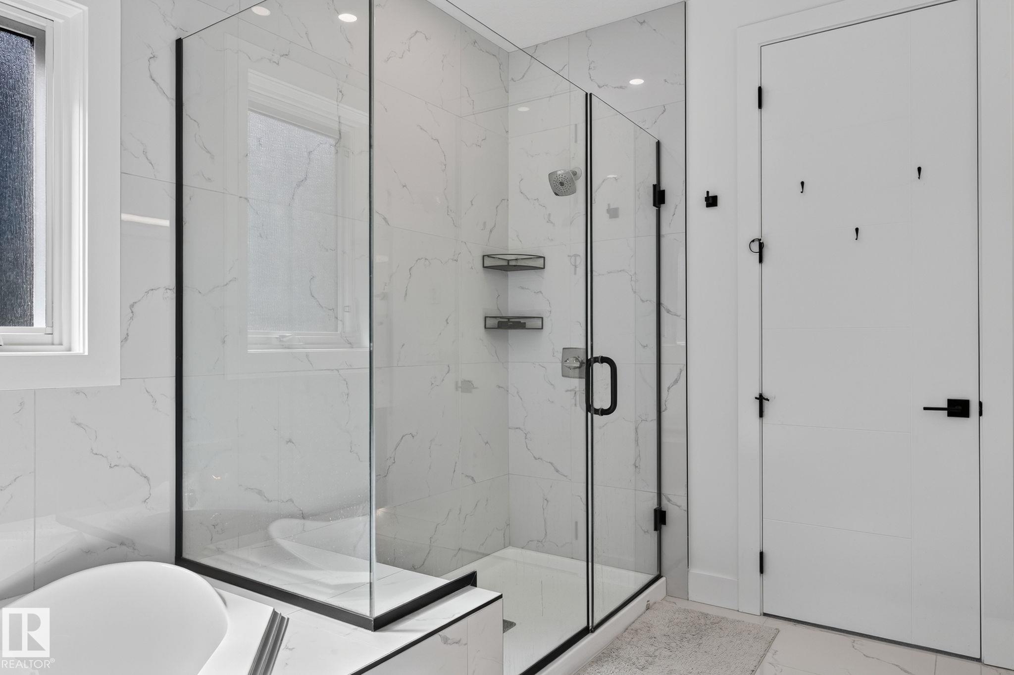 Photo 39 at 16304 19 Avenue SW, Glenridding Heights, Edmonton