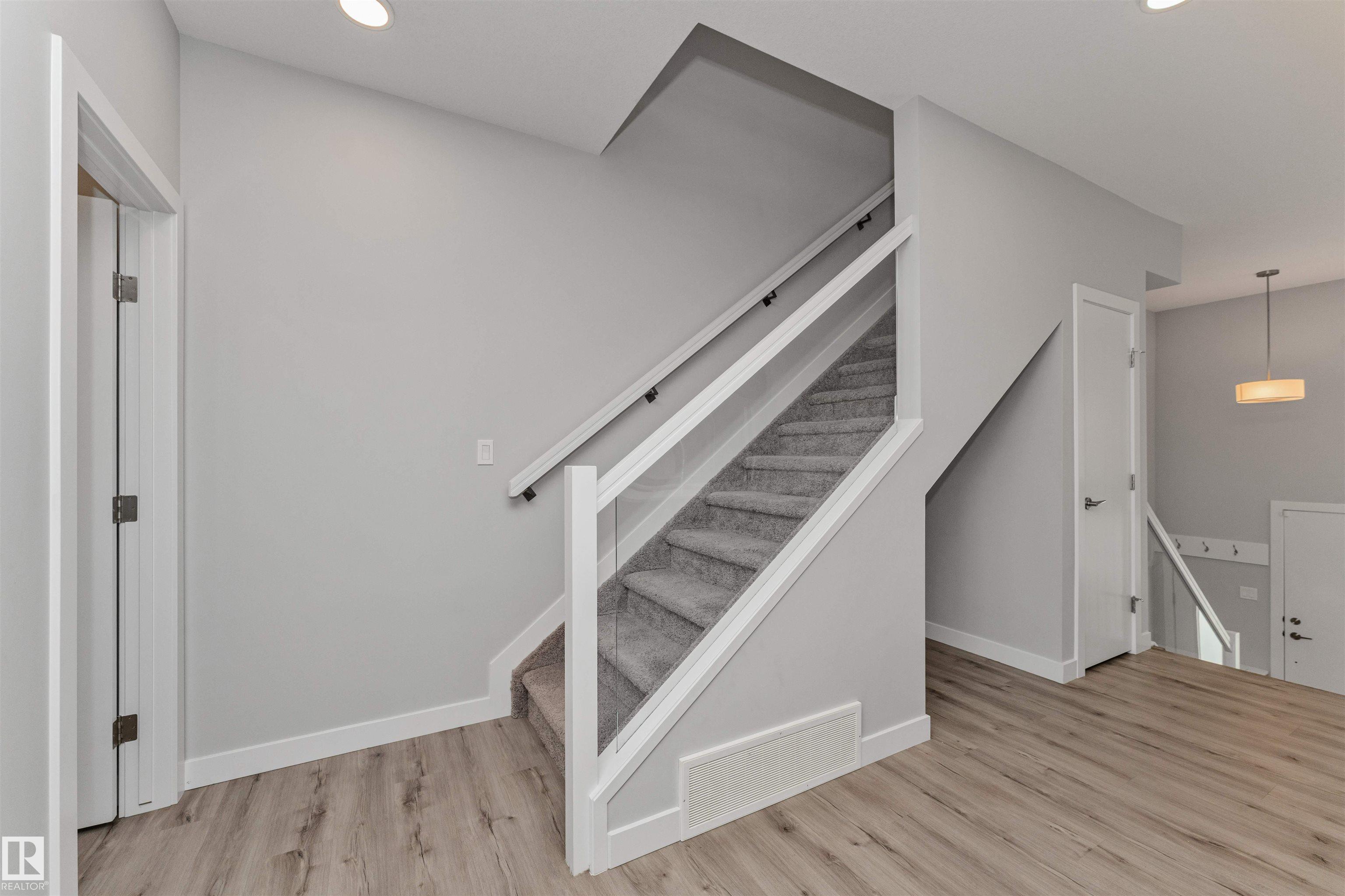 Photo 29 at 17 - 1729 Keene Crescent SW, Keswick, Edmonton