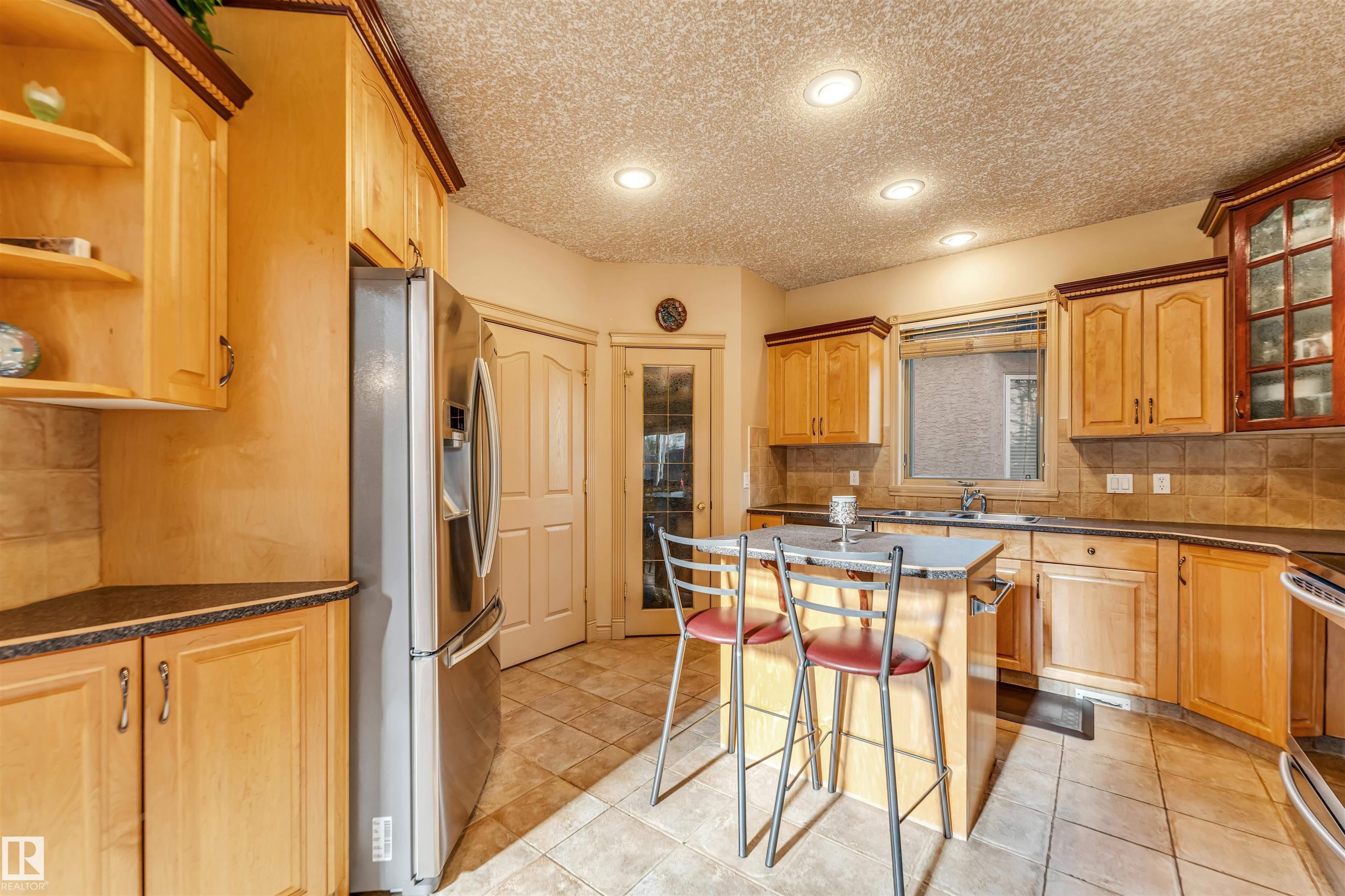 Photo 24 at 8715 160a Avenue NW, Belle Rive, Edmonton