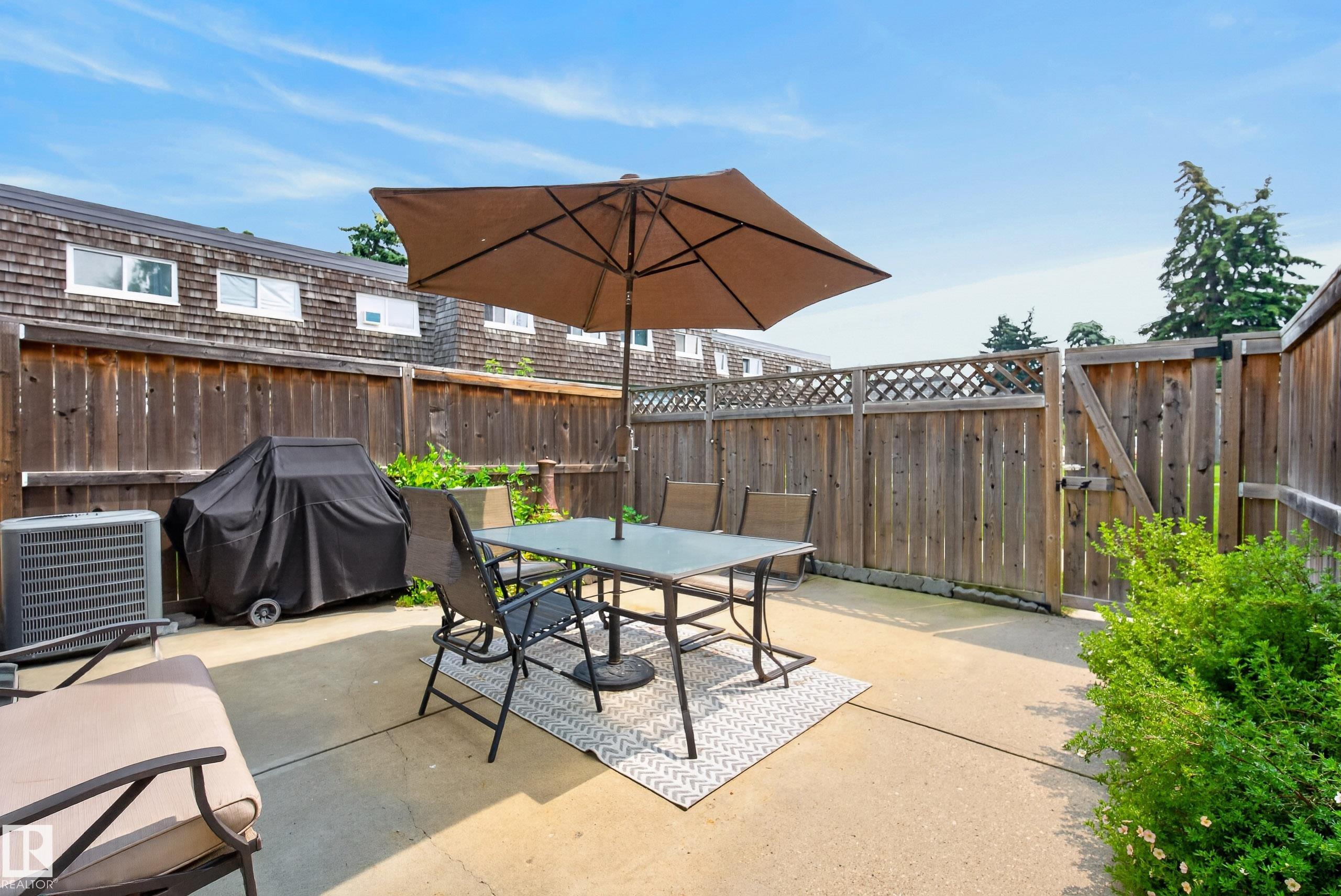 Photo 22 at 117 Mayfair Mews NW, Northmount, Edmonton