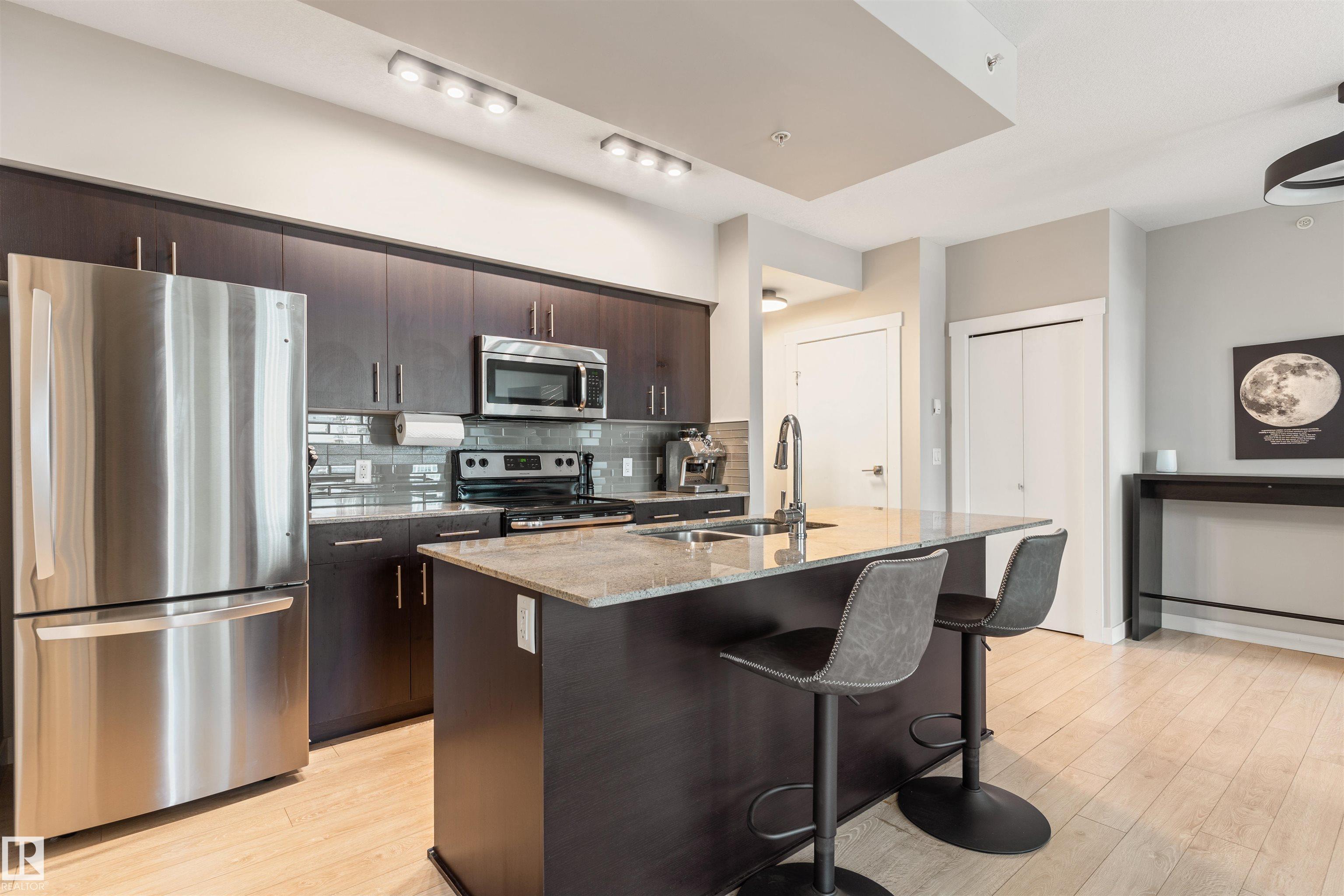 Photo 17 at 2205 - 10226 104 Street NW, Downtown, Edmonton