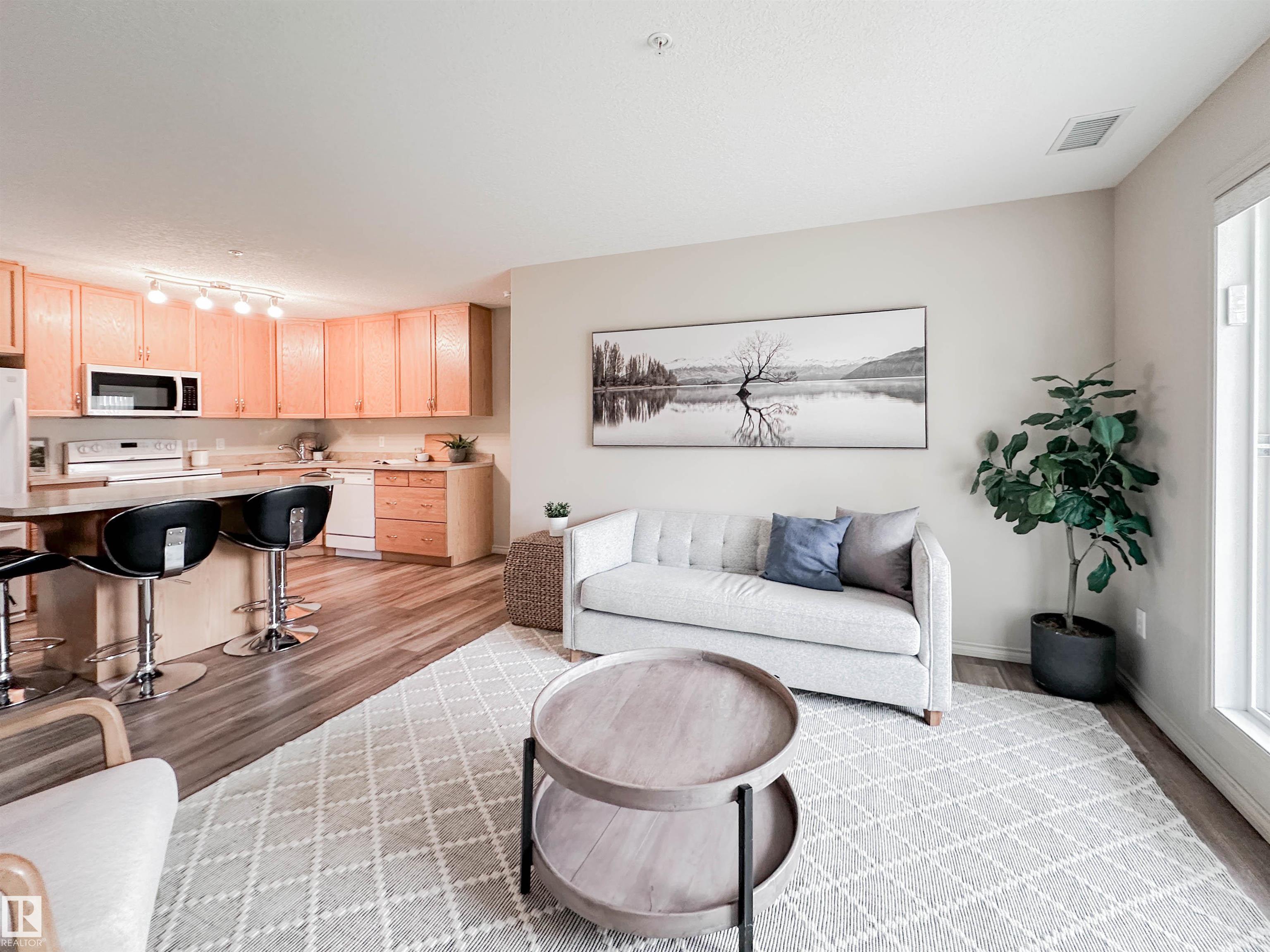 Photo 17 at 140 - 78B Mckenney Avenue, Mission, St. Albert