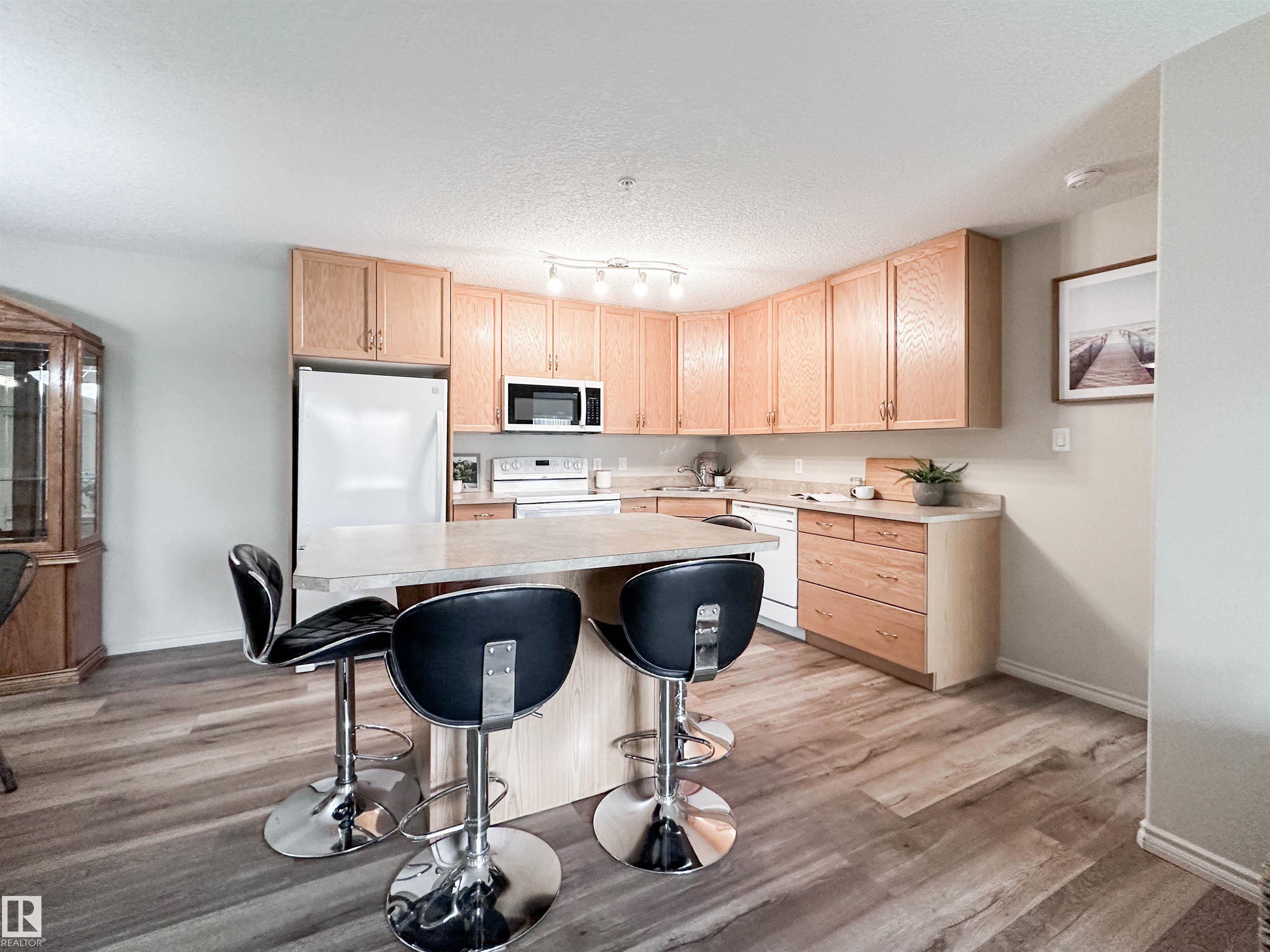 Photo 6 at 140 - 78B Mckenney Avenue, Mission, St. Albert