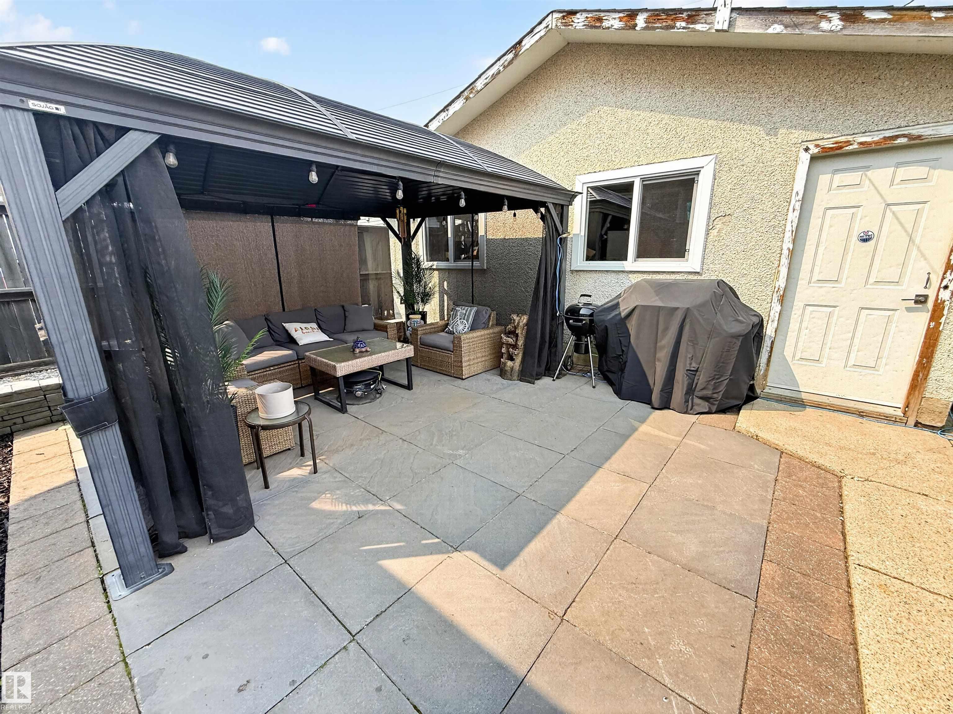 Photo 38 at 16046 95 Avenue NW, Glenwood, Edmonton