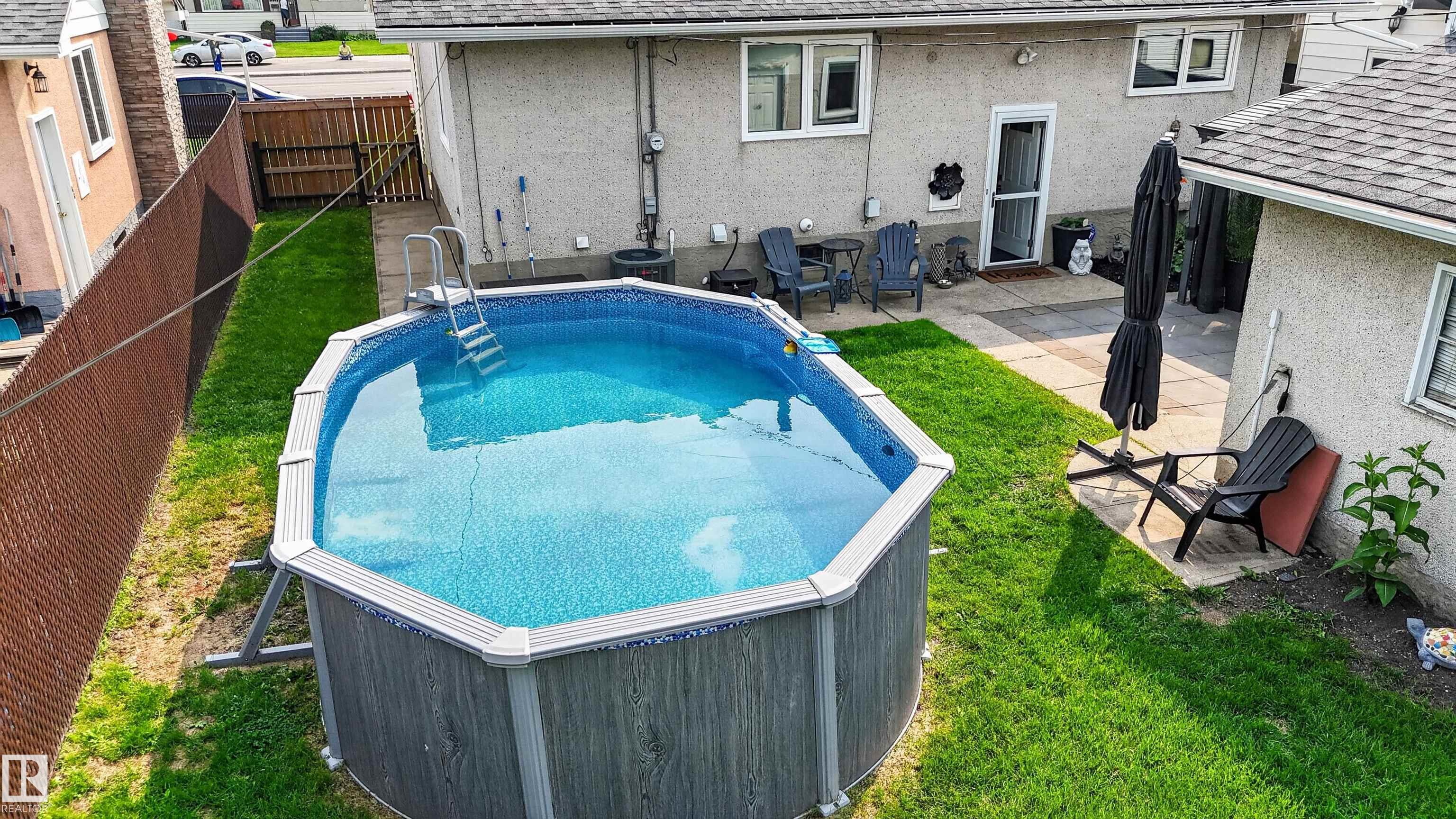 Photo 43 at 16046 95 Avenue NW, Glenwood, Edmonton