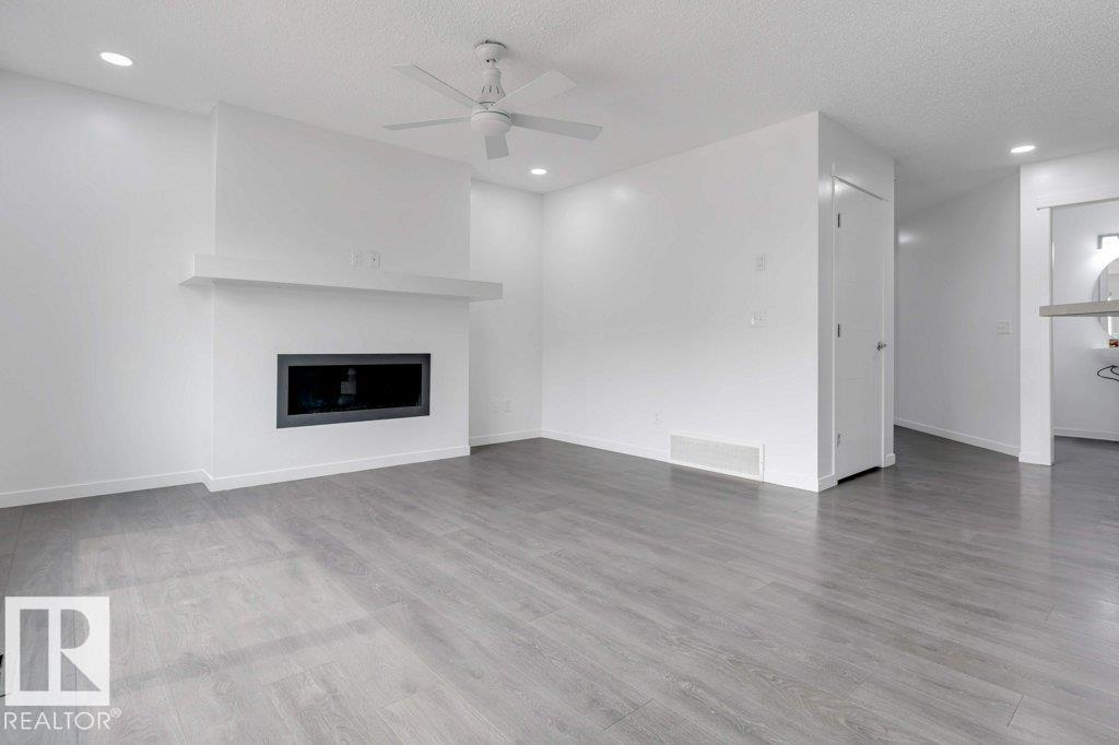 Photo 12 at 3007 13 Avenue NW, Laurel, Edmonton