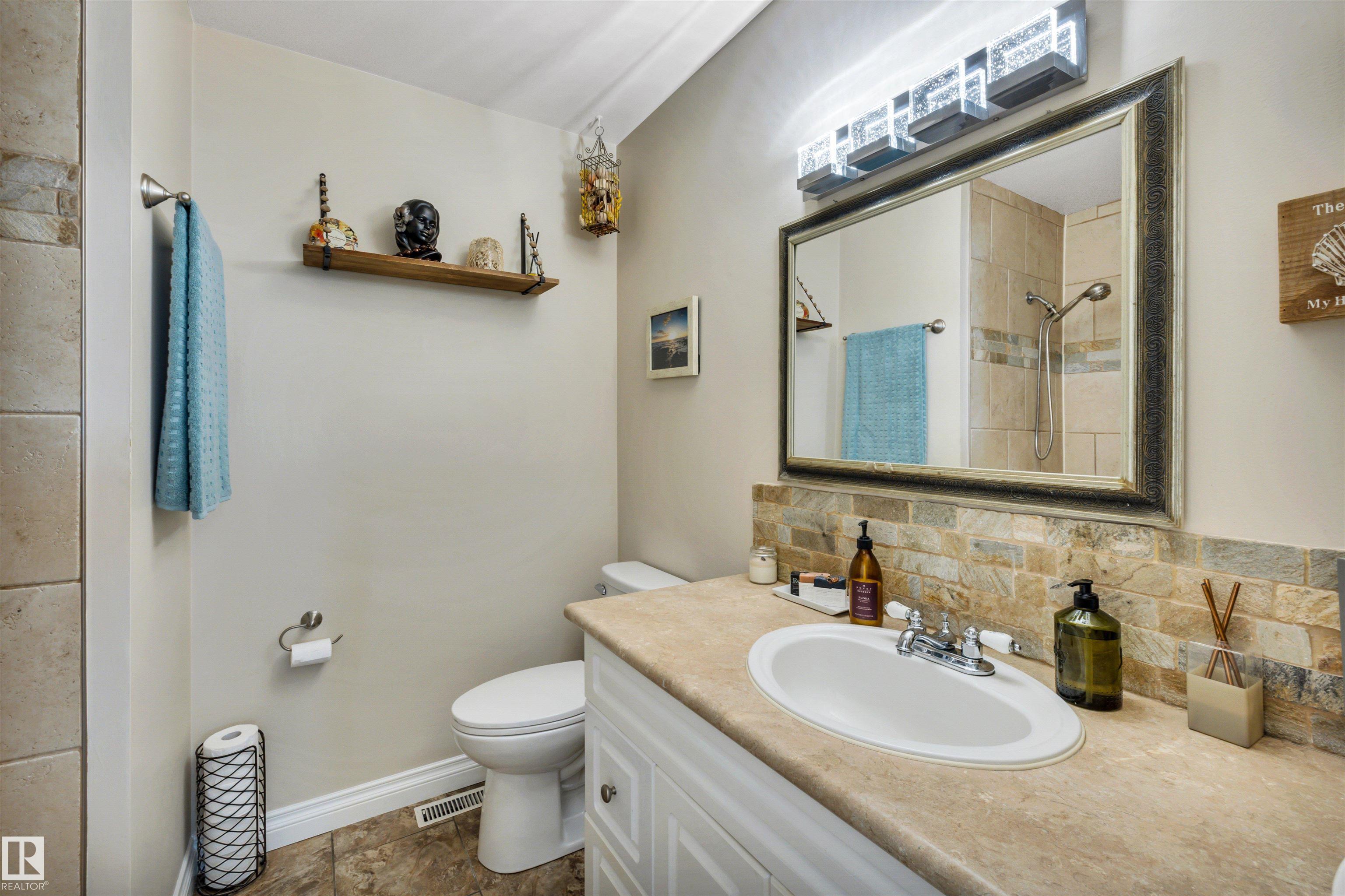 Photo 22 at 3 Flint Crescent, Forest Lawn, St. Albert