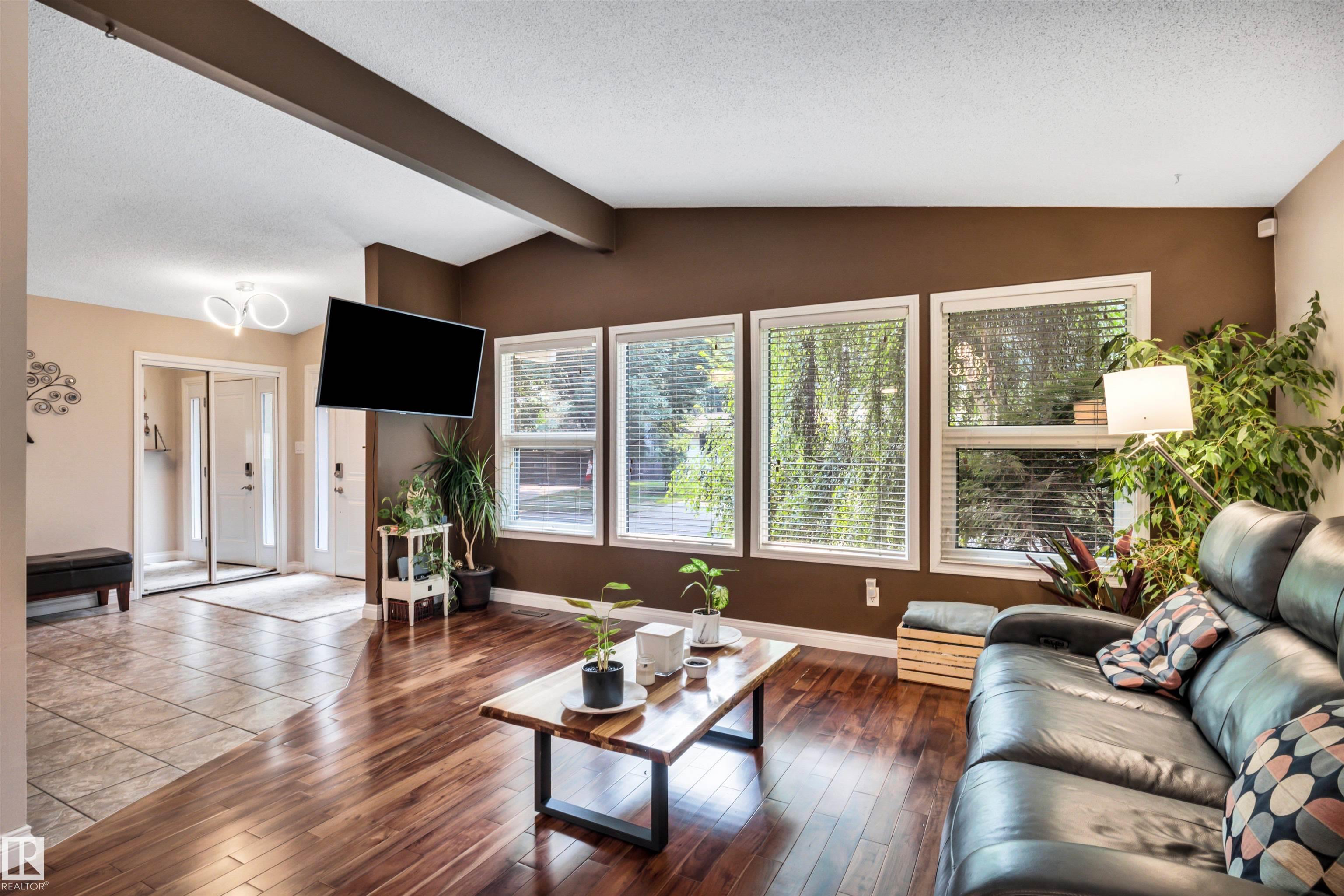 Photo 6 at 3 Flint Crescent, Forest Lawn, St. Albert