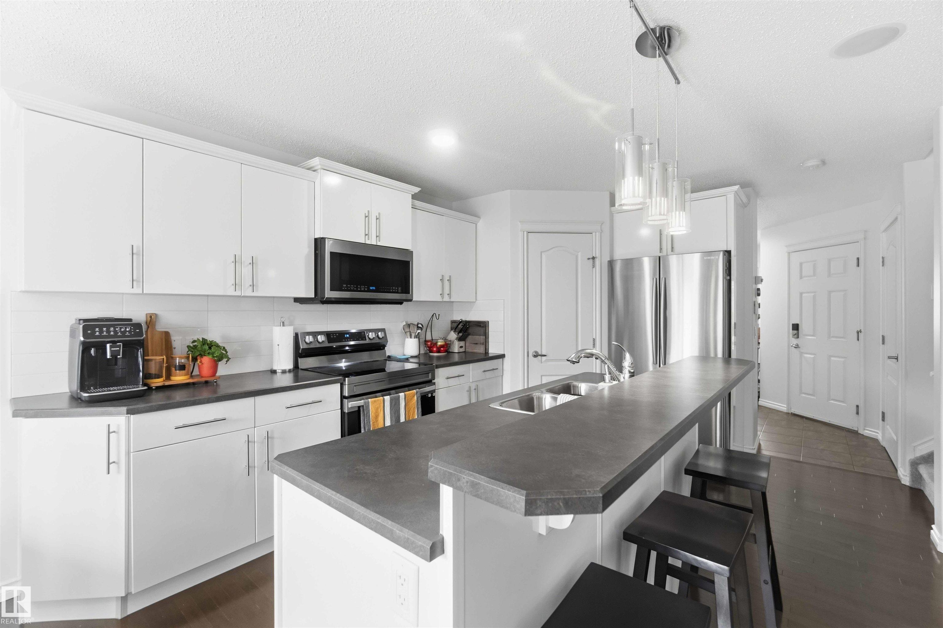 Photo 10 at 7 Catalina Court, Sienna, Fort Saskatchewan