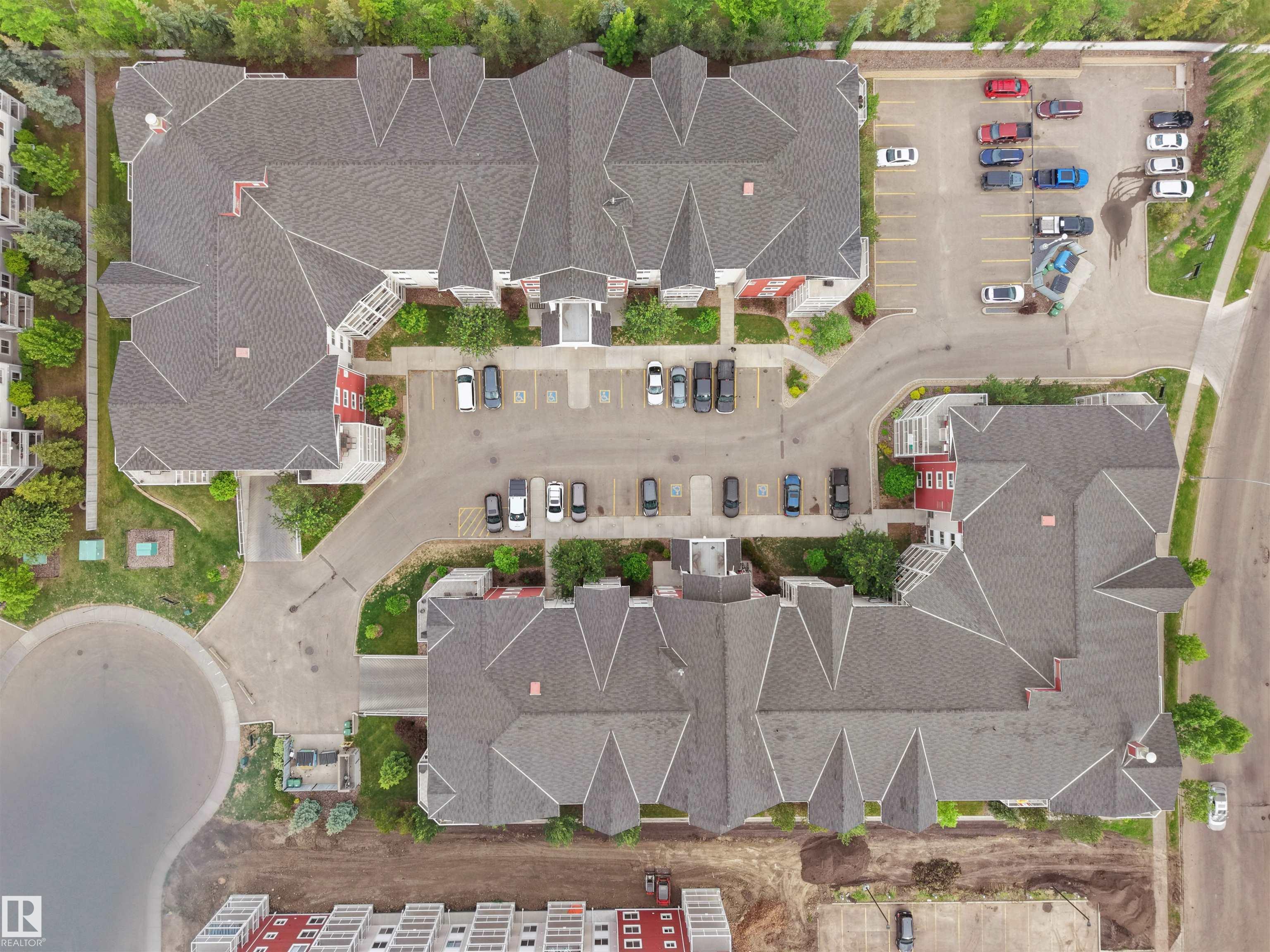 Photo 7 at 415 - 2203 44 Avenue NW, Larkspur, Edmonton