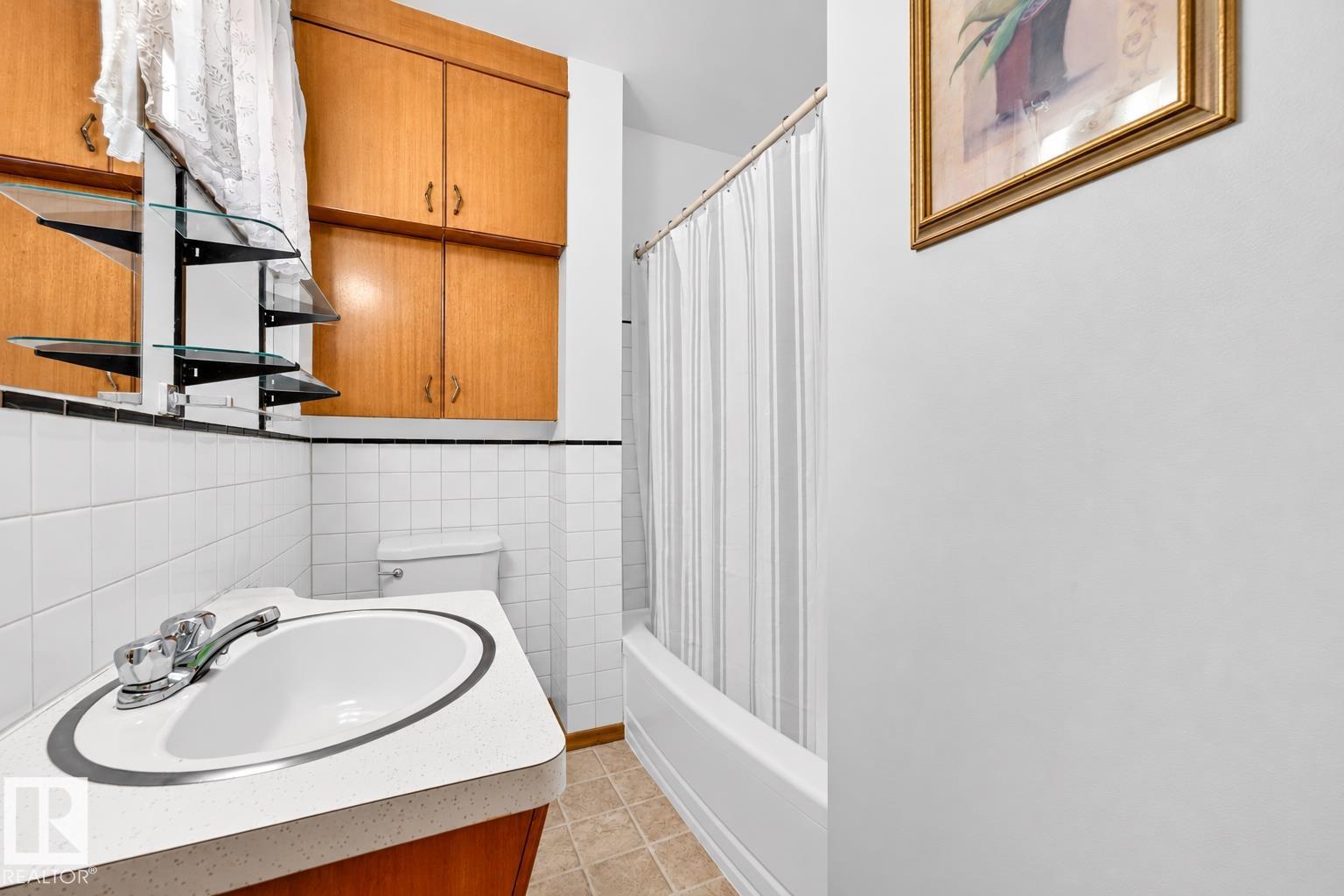 Photo 18 at 11327 91 Street NW, Alberta Avenue, Edmonton
