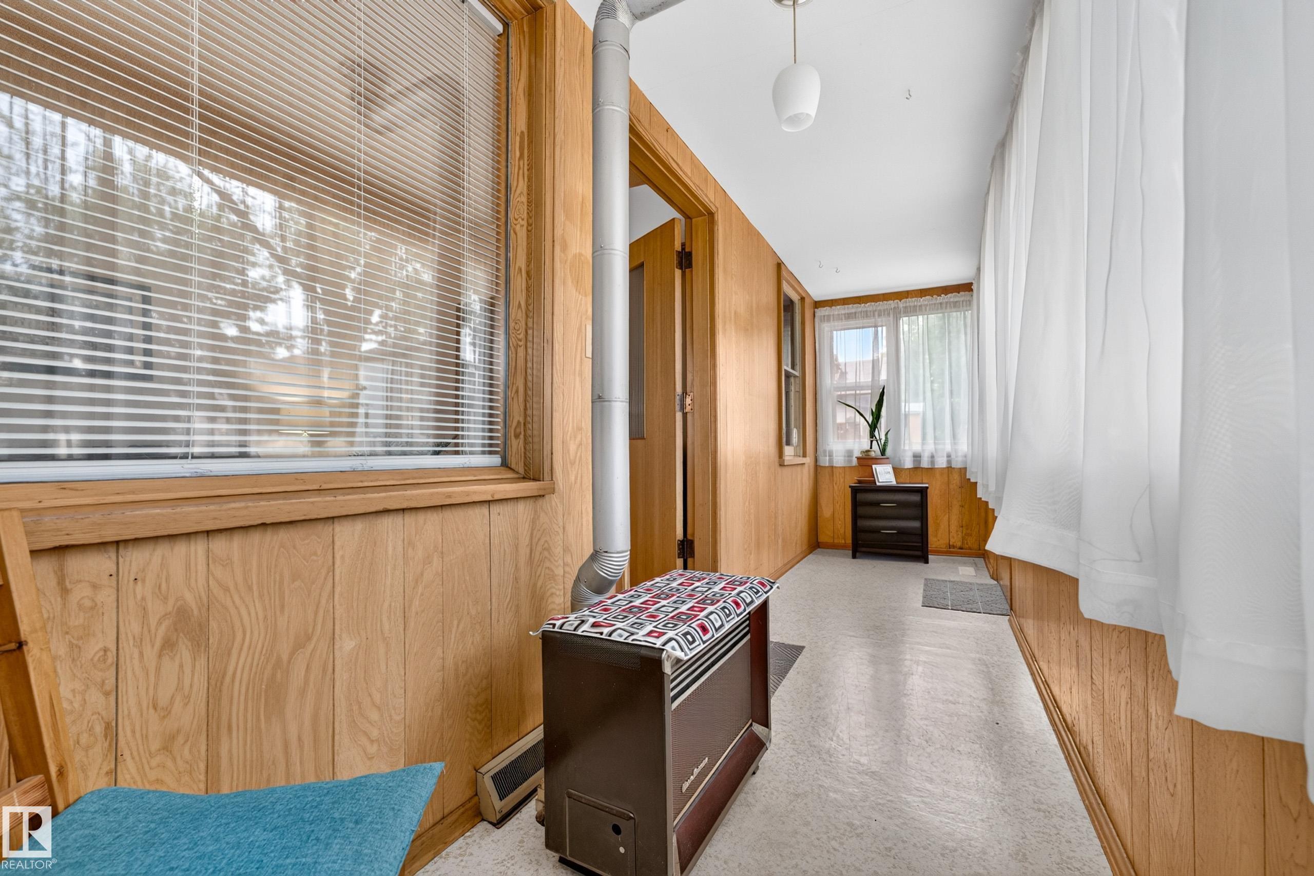 Photo 9 at 11327 91 Street NW, Alberta Avenue, Edmonton
