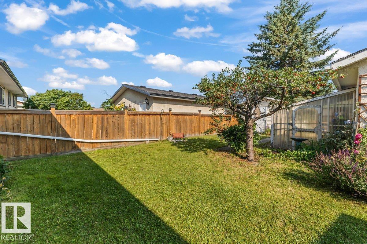 Photo 32 at 6708 31 Avenue NW, Kameyosek, Edmonton