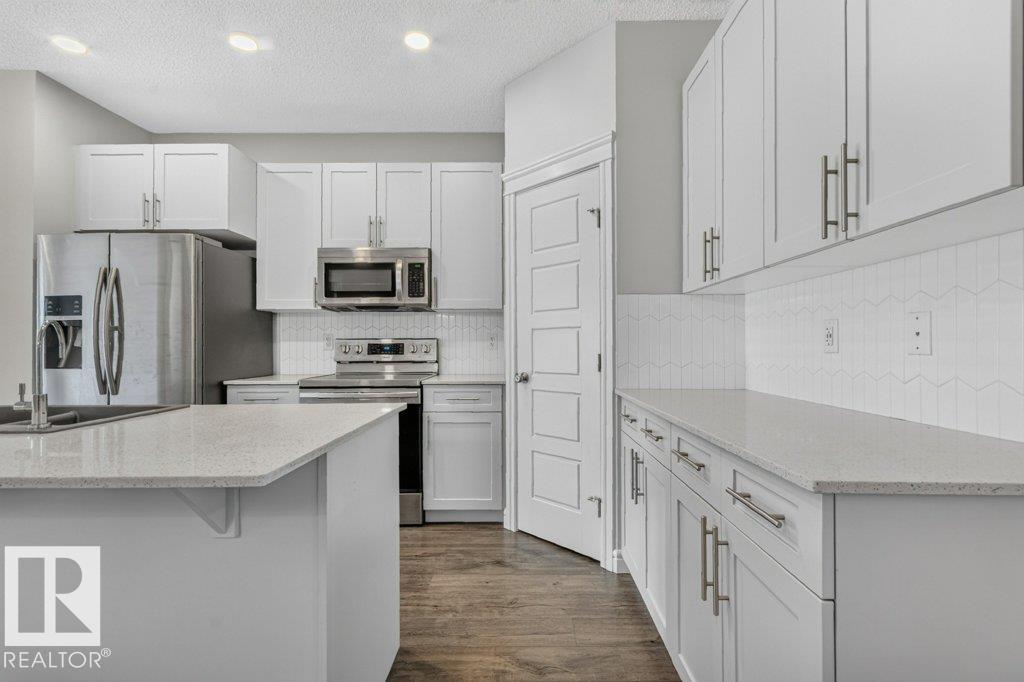 Photo 16 at 1064 Cy Becker Road NW, Cy Becker, Edmonton