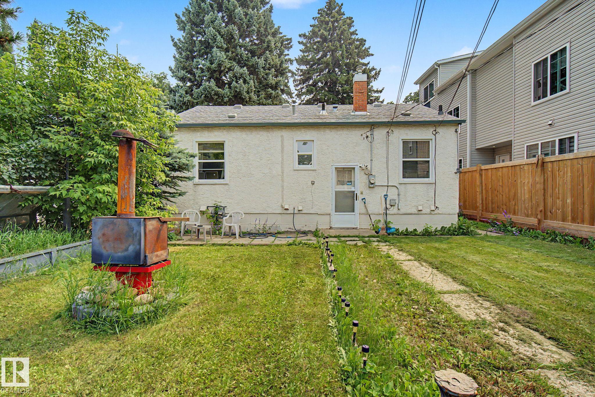 Photo 17 at 8710 83 Avenue NW, Bonnie Doon, Edmonton