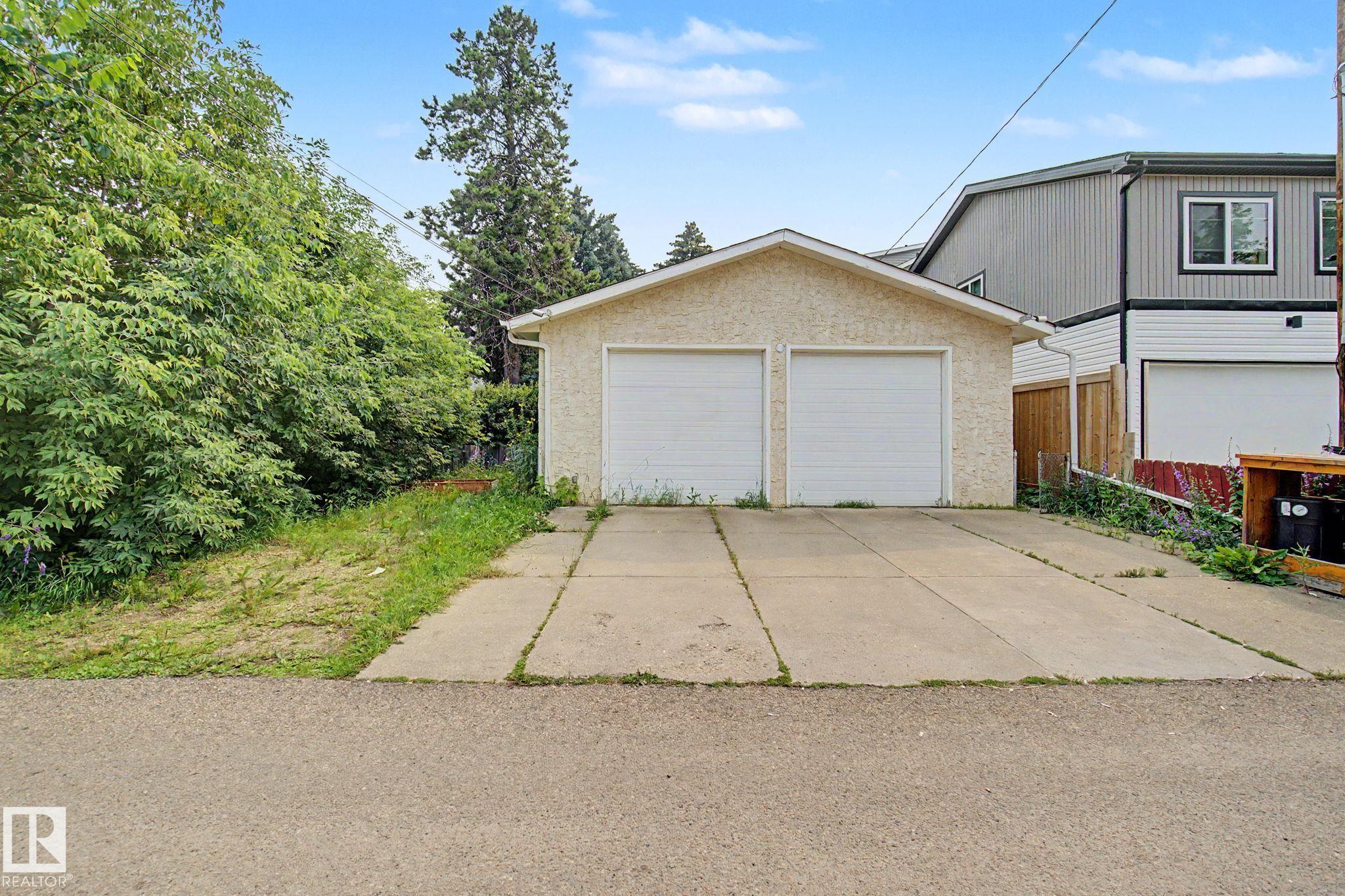 Photo 21 at 8710 83 Avenue NW, Bonnie Doon, Edmonton