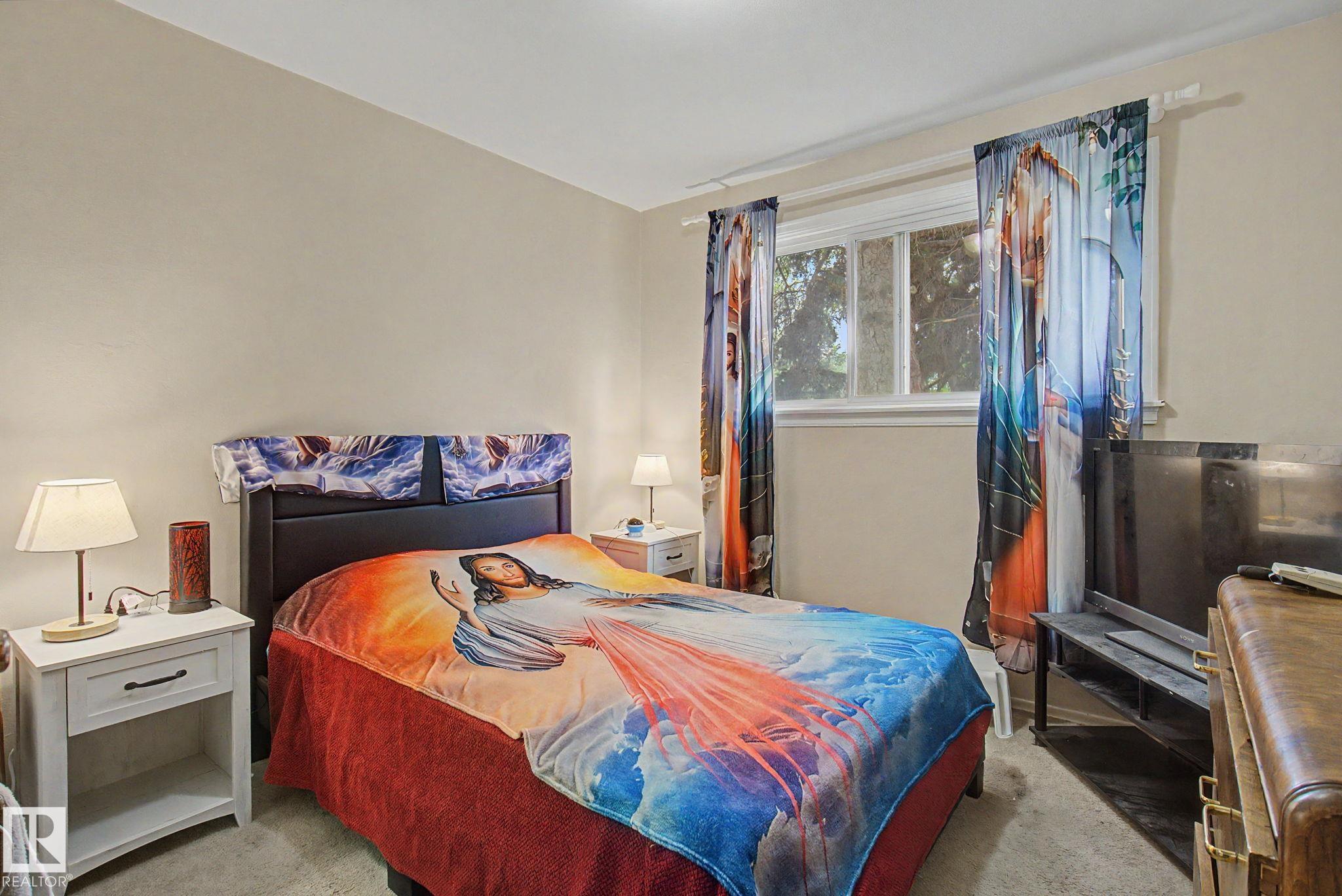 Photo 10 at 8710 83 Avenue NW, Bonnie Doon, Edmonton