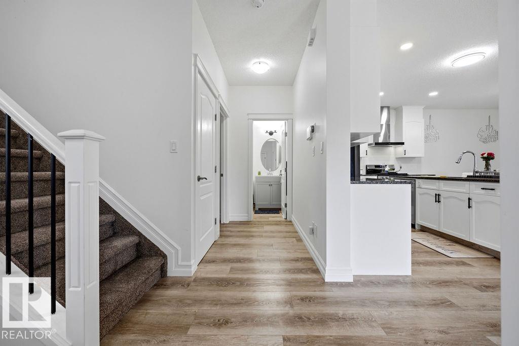 Photo 6 at 13703 166 Avenue NW, Carlton, Edmonton