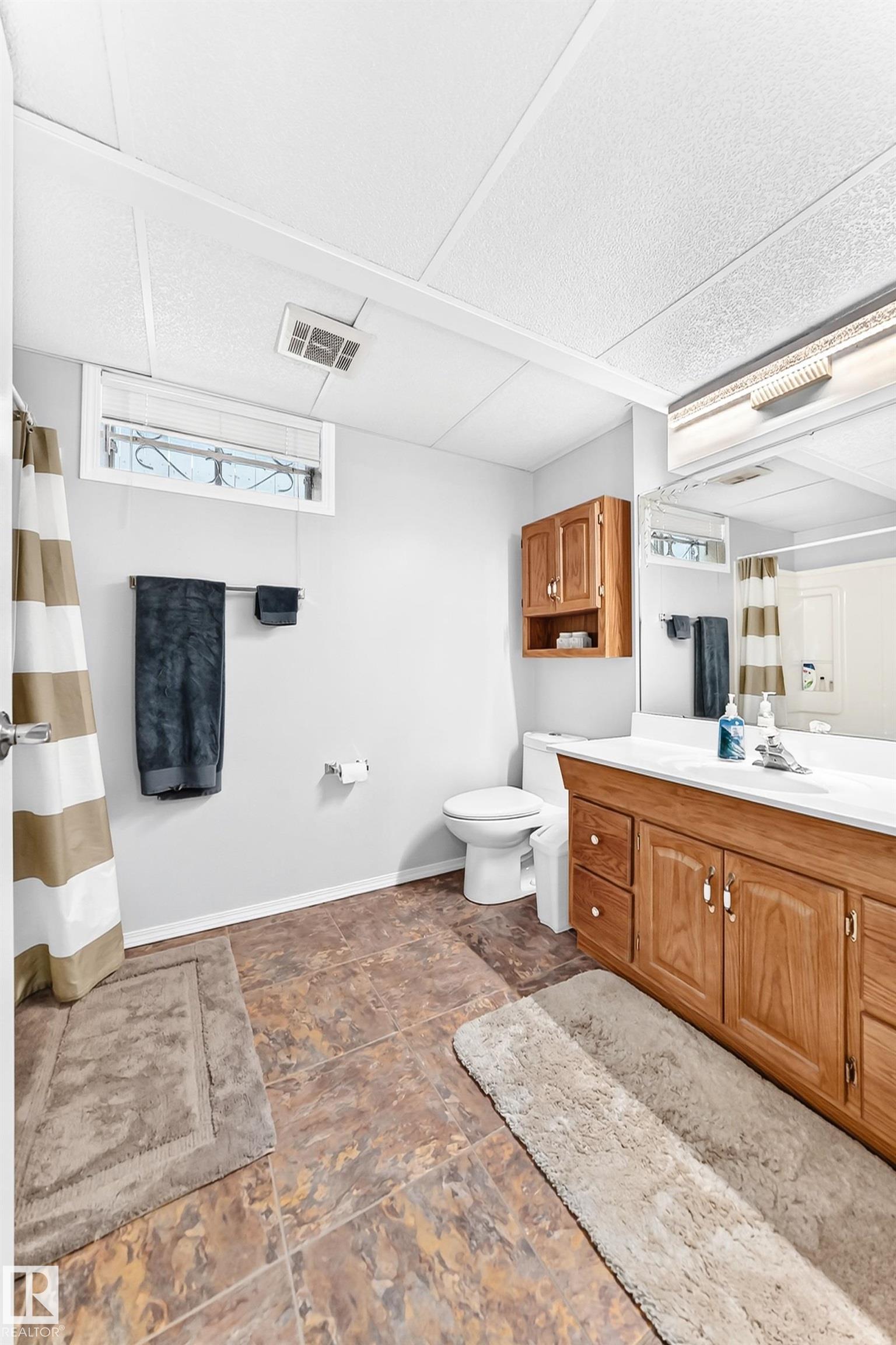 Photo 38 at 7028 190 Street NW, Lymburn, Edmonton