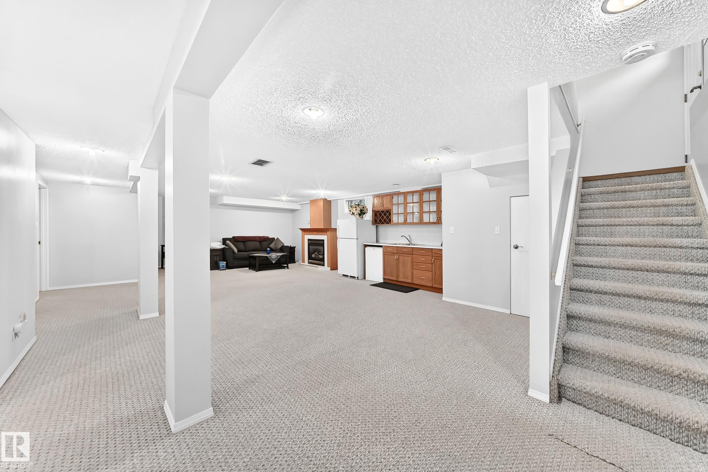 Photo 40 at 7028 190 Street NW, Lymburn, Edmonton
