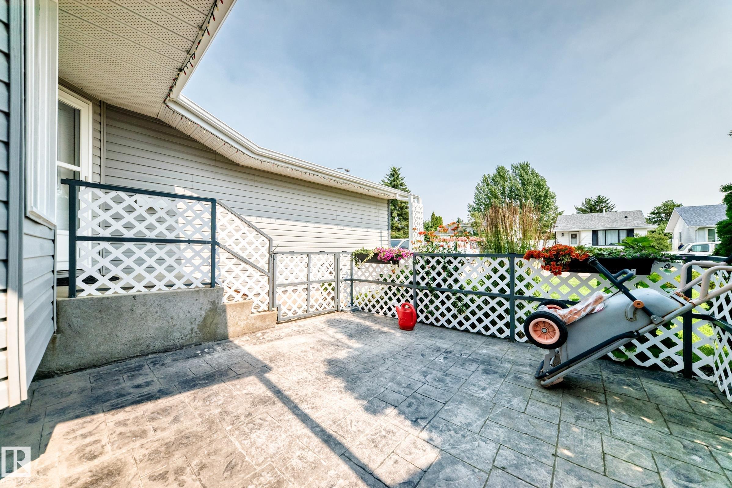 Photo 42 at 7028 190 Street NW, Lymburn, Edmonton
