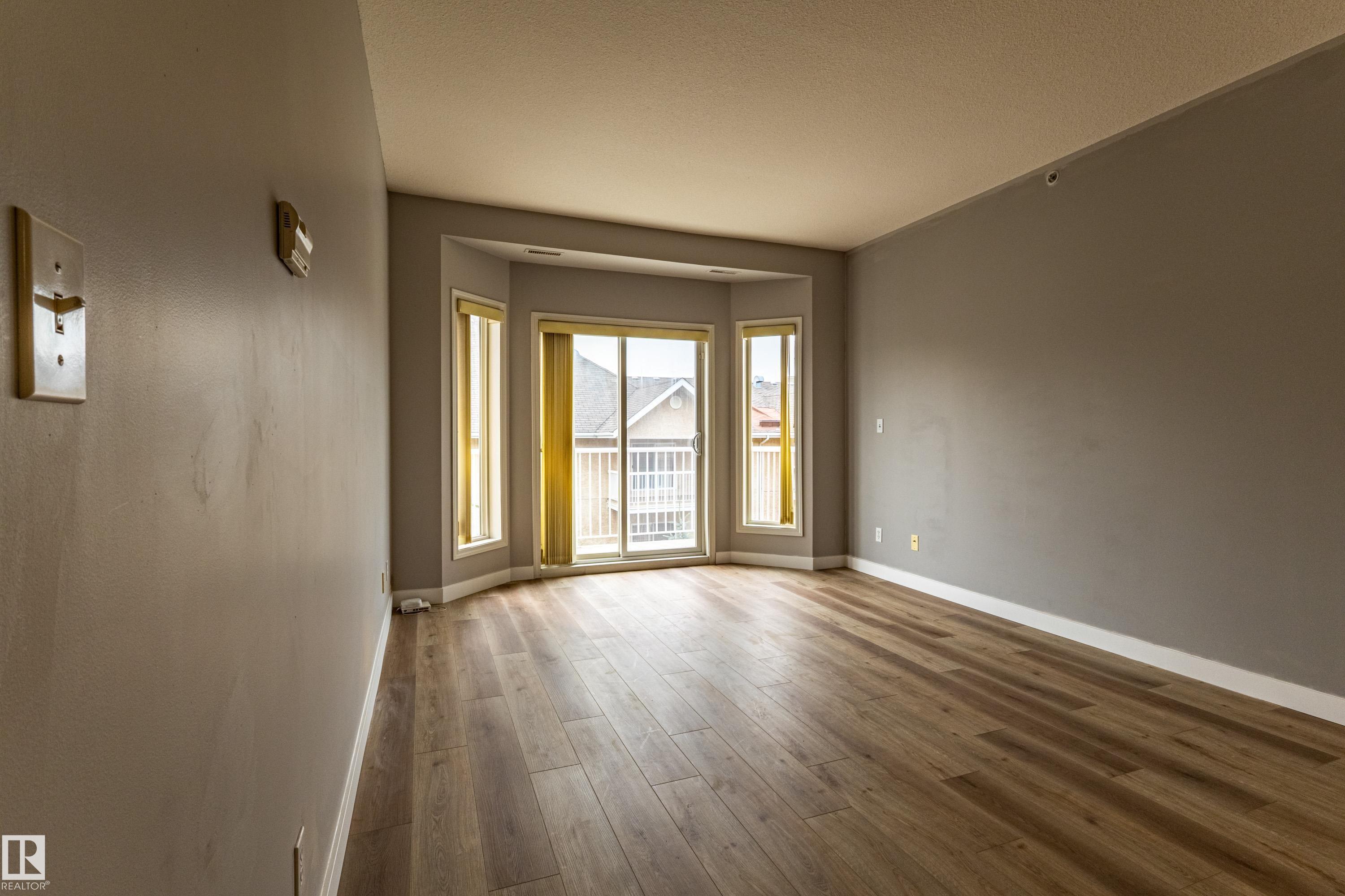 Photo 13 at 412 - 4304 139 Avenue NW, Clareview Town Centre, Edmonton