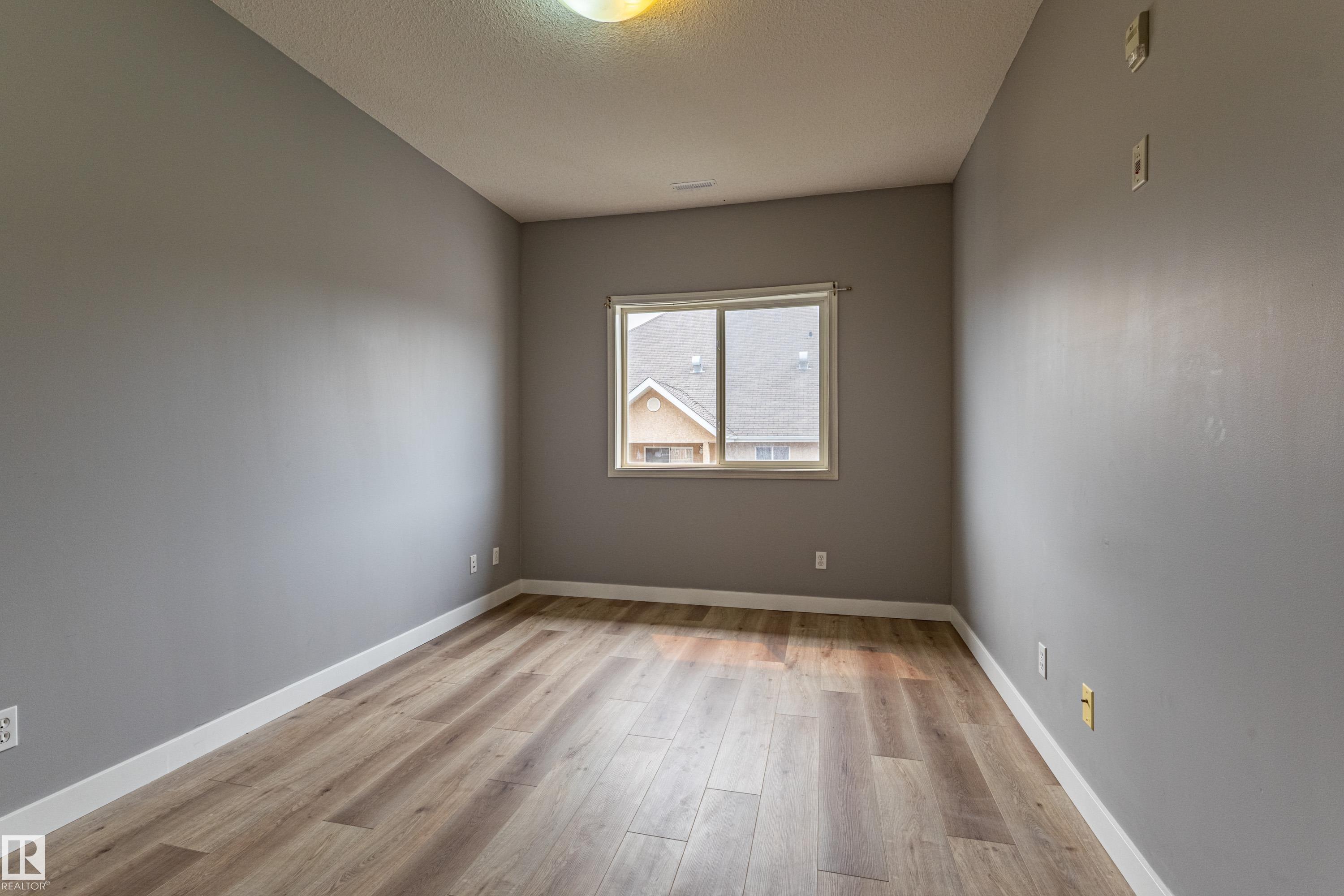 Photo 18 at 412 - 4304 139 Avenue NW, Clareview Town Centre, Edmonton