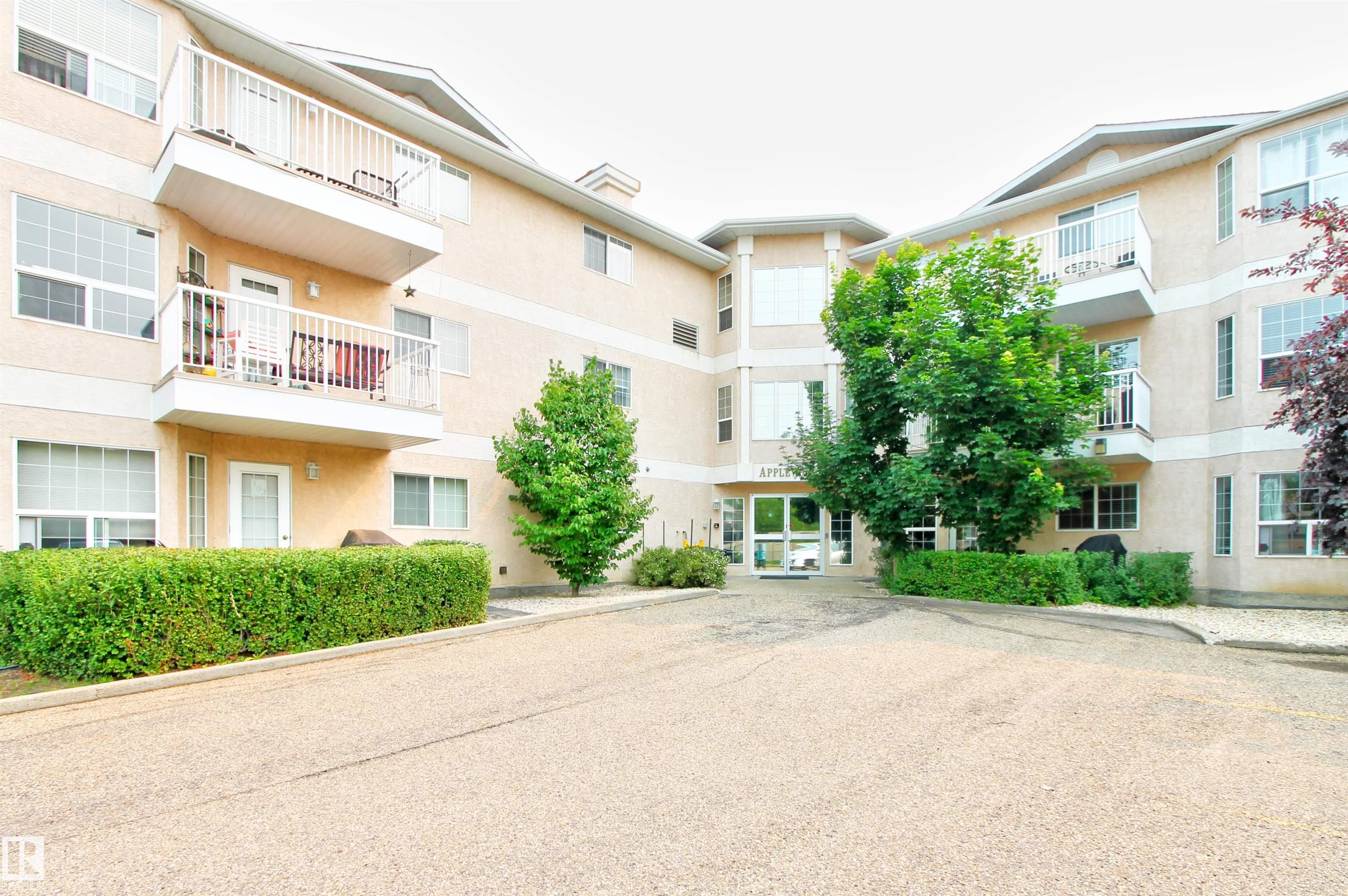 106 - 2 Alpine Boulevard, Akinsdale, St. Albert
