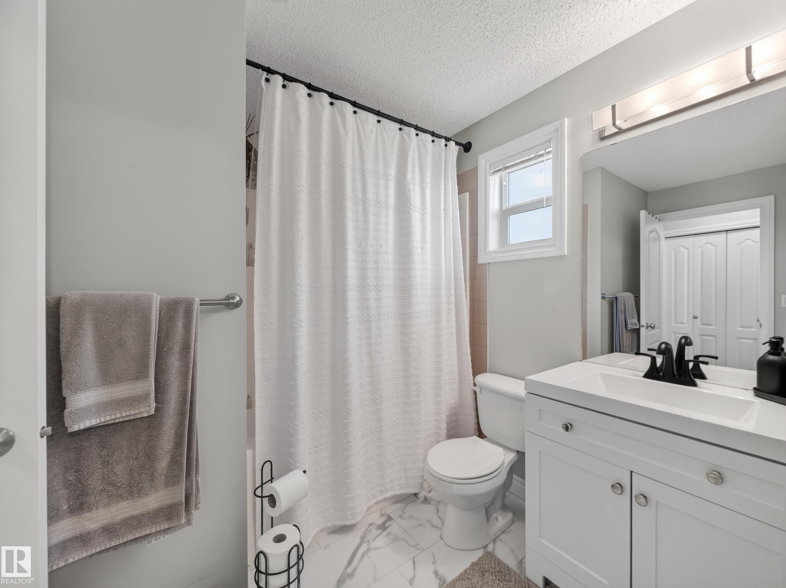Photo 42 at 44 - 12050 17 Avenue SW, Rutherford, Edmonton
