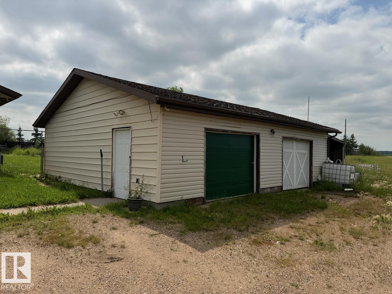 Photo 24 at 45 Richfield Road, Clearview Acres, Rural Sturgeon County