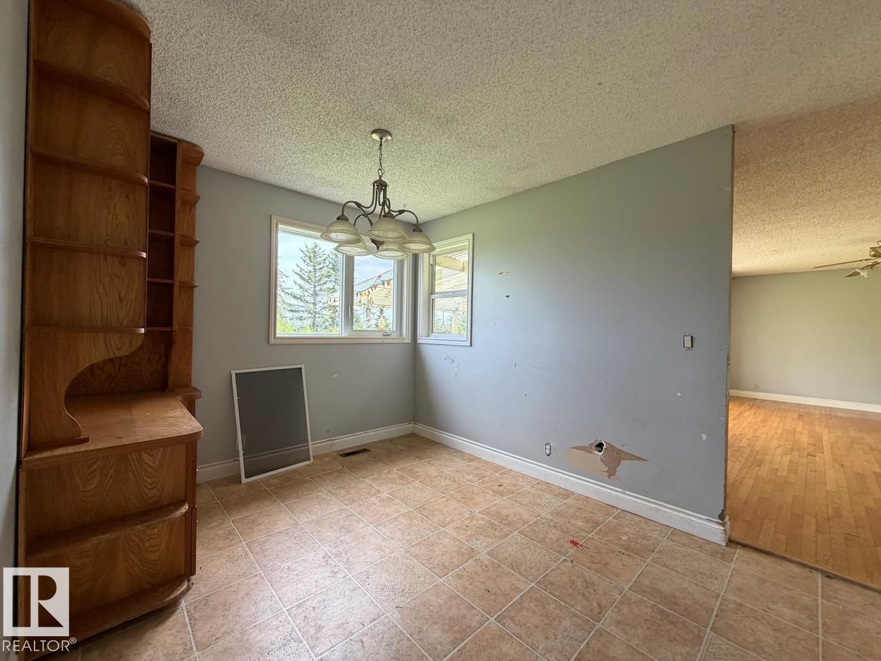 Photo 6 at 45 Richfield Road, Clearview Acres, Rural Sturgeon County