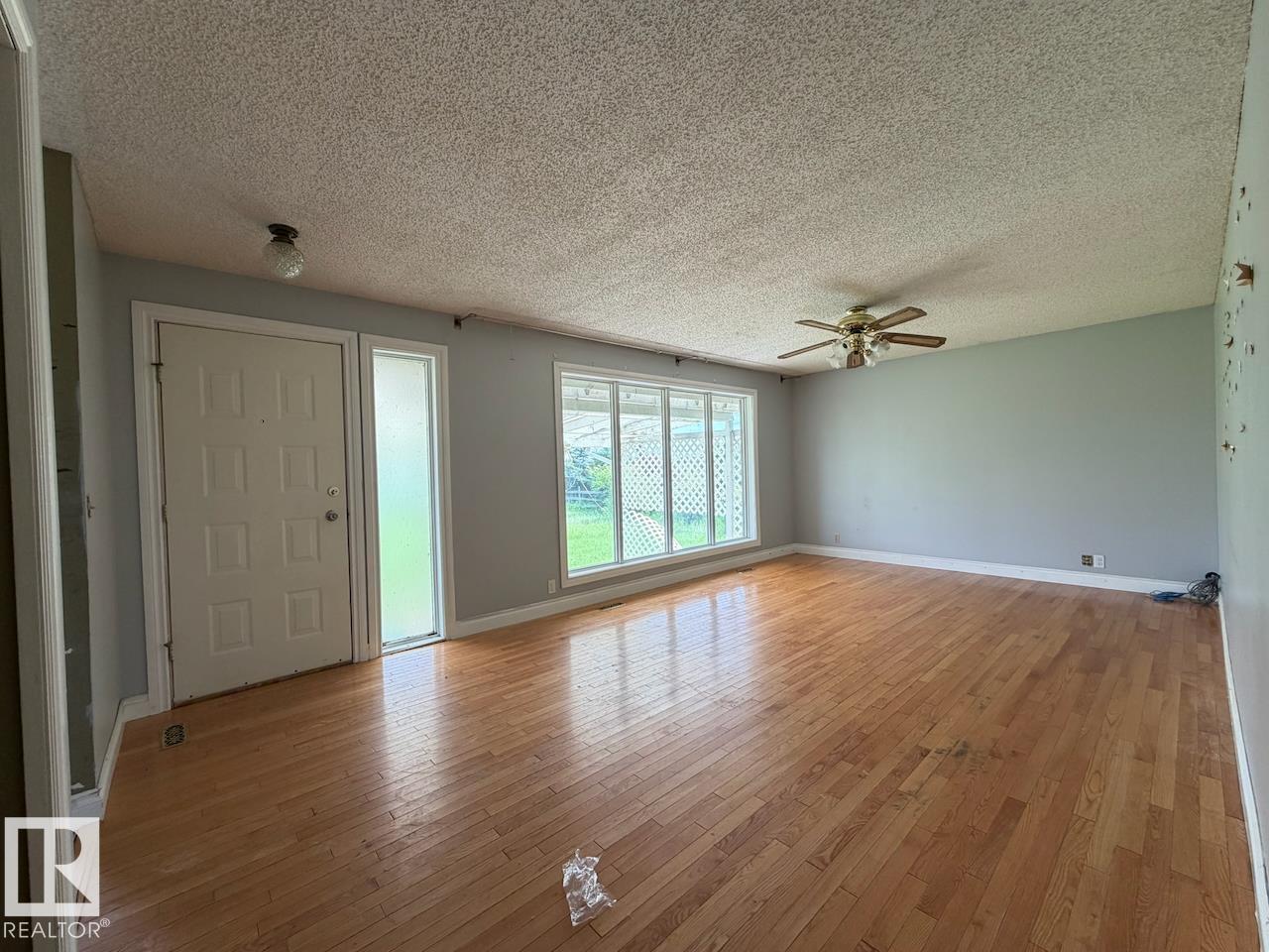 Photo 8 at 45 Richfield Road, Clearview Acres, Rural Sturgeon County