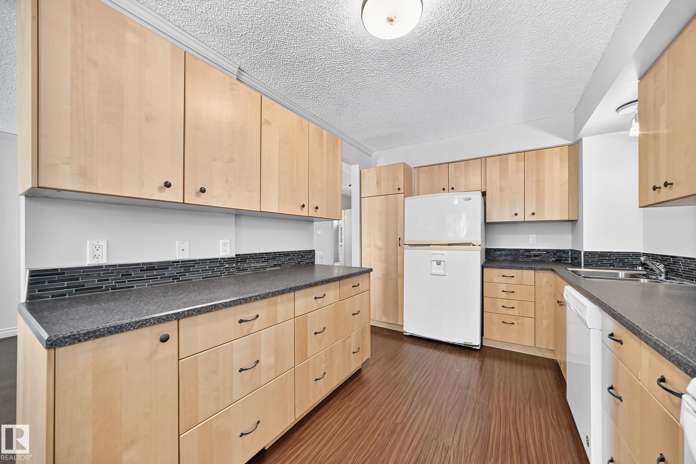 Photo 7 at 13469 40 Street NW, Belmont, Edmonton