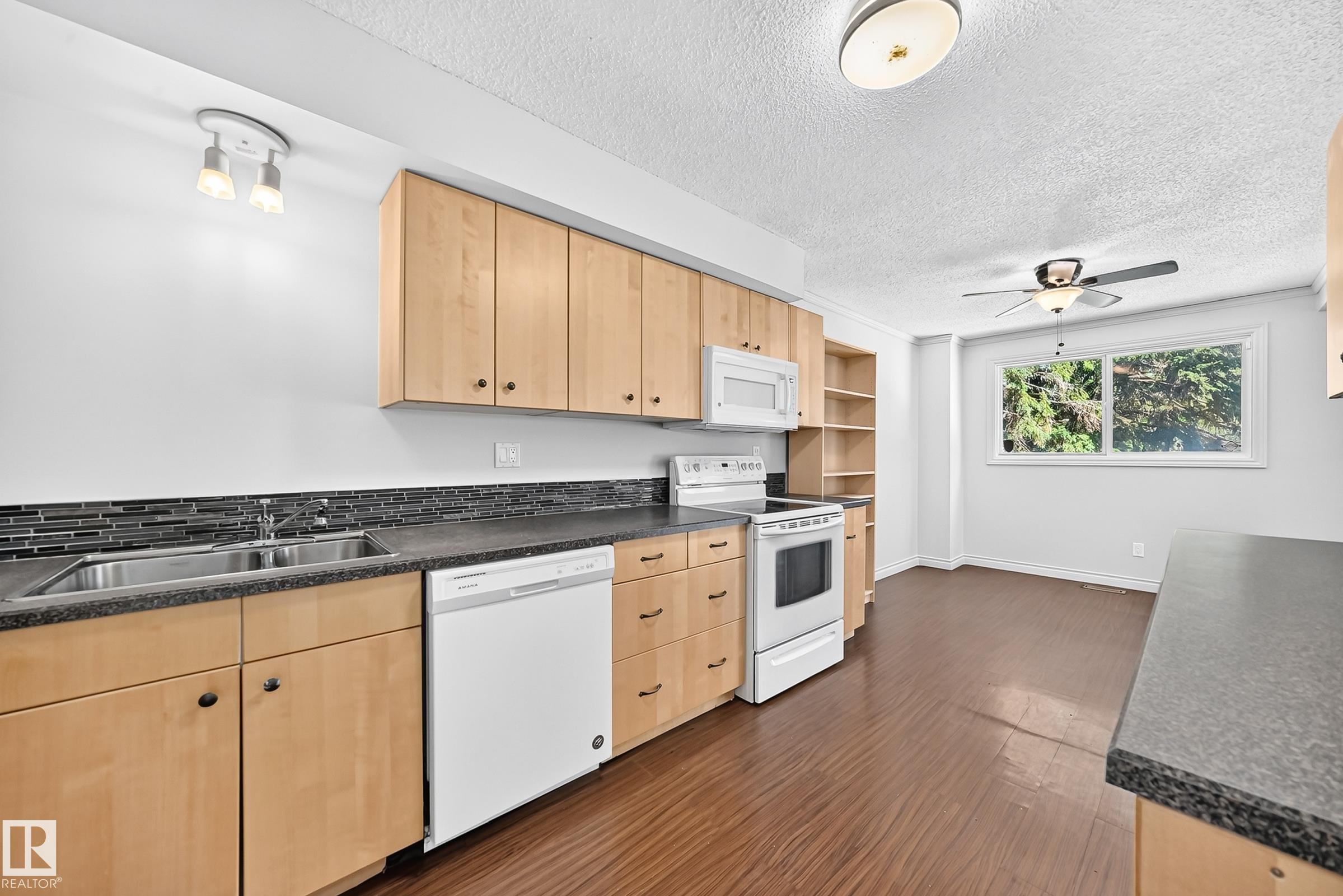 Photo 9 at 13469 40 Street NW, Belmont, Edmonton