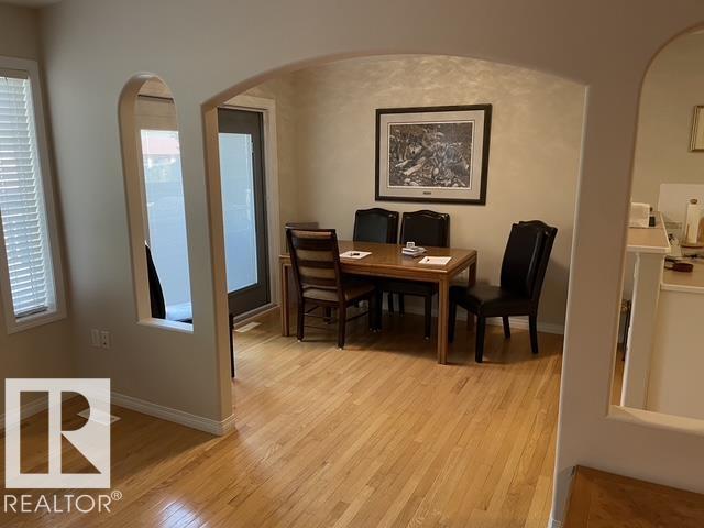 104 Falconer Court NW, Falconer Heights, Edmonton