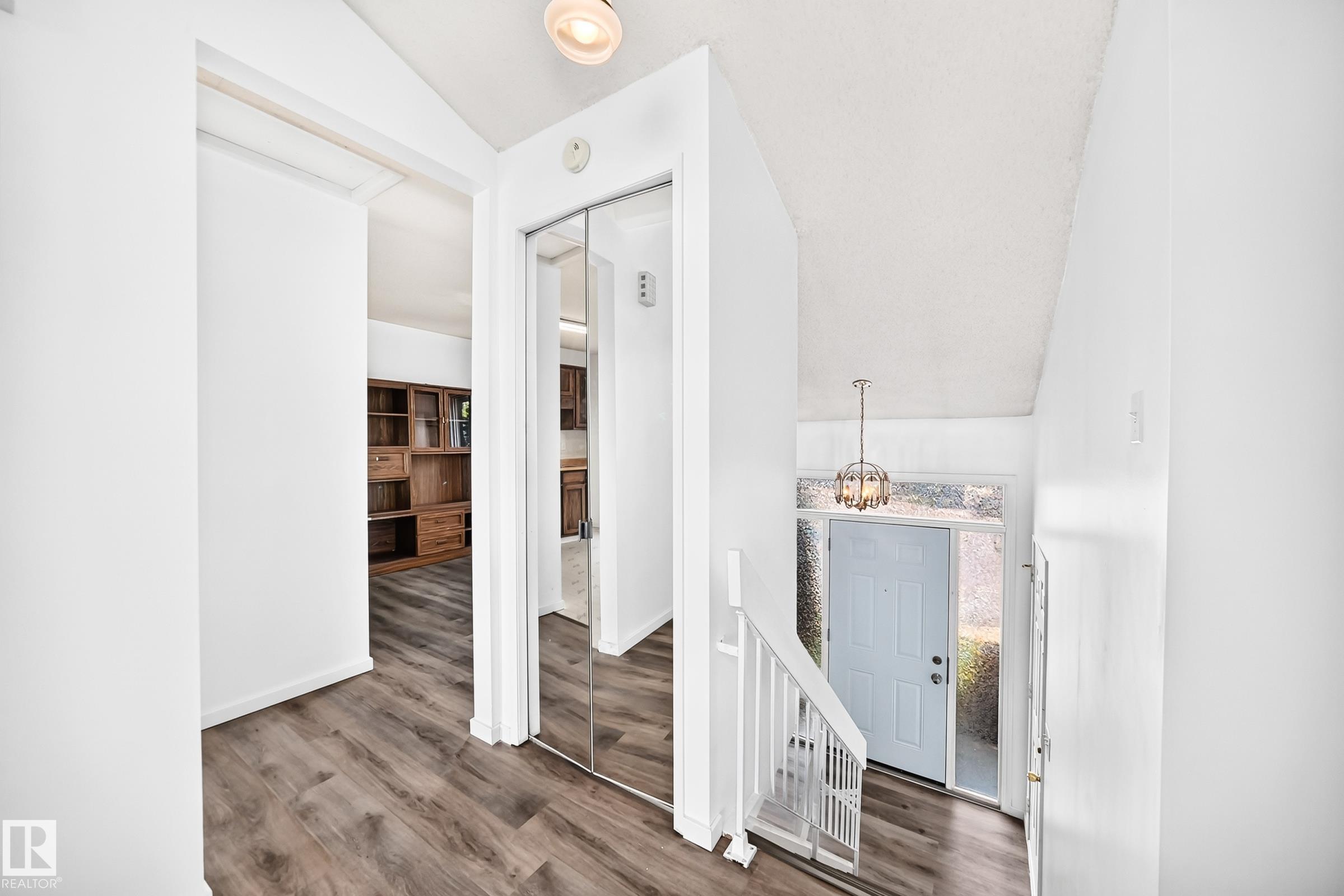 Photo 31 at 14141 26 Street NW, Bannerman, Edmonton