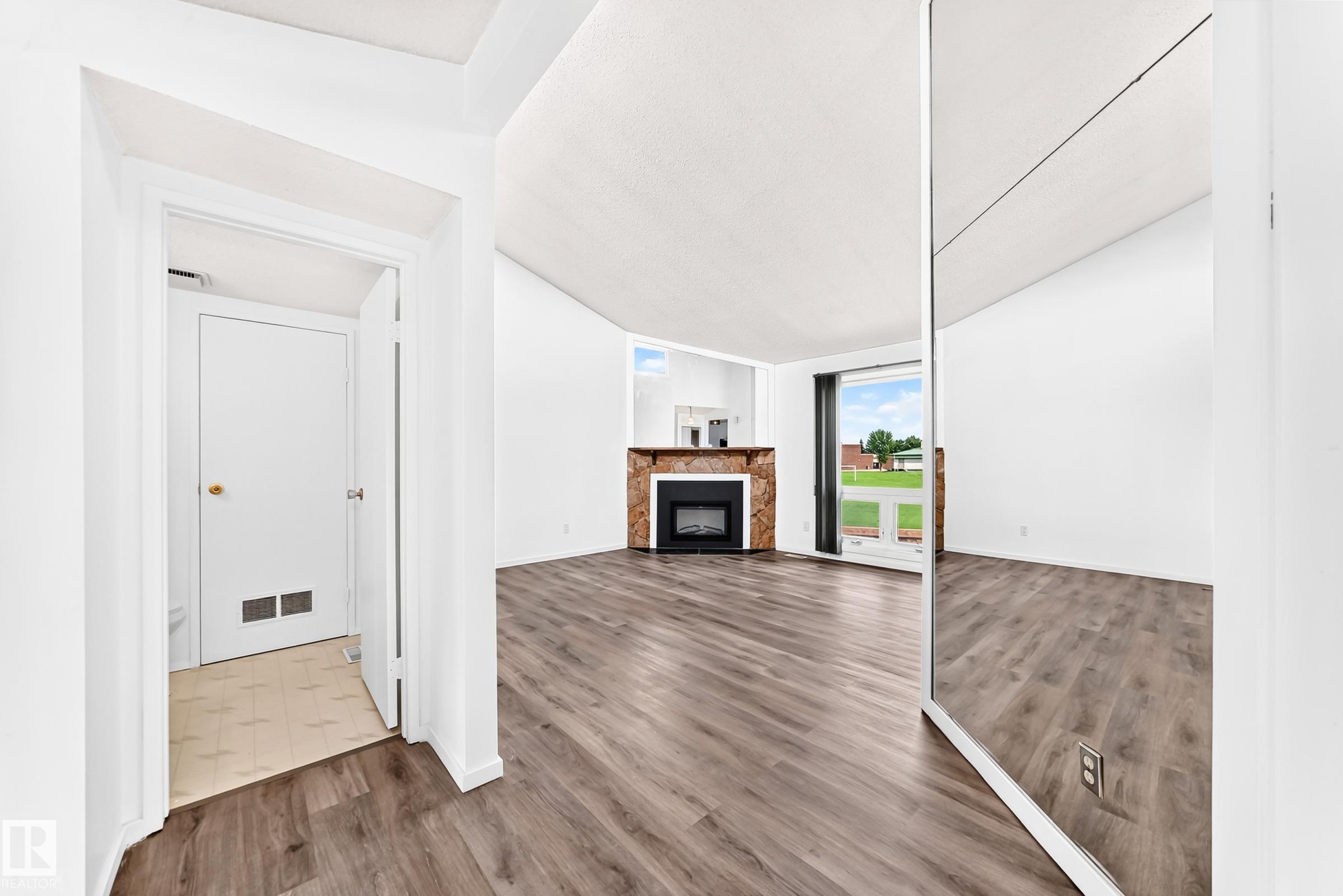 Photo 6 at 14141 26 Street NW, Bannerman, Edmonton