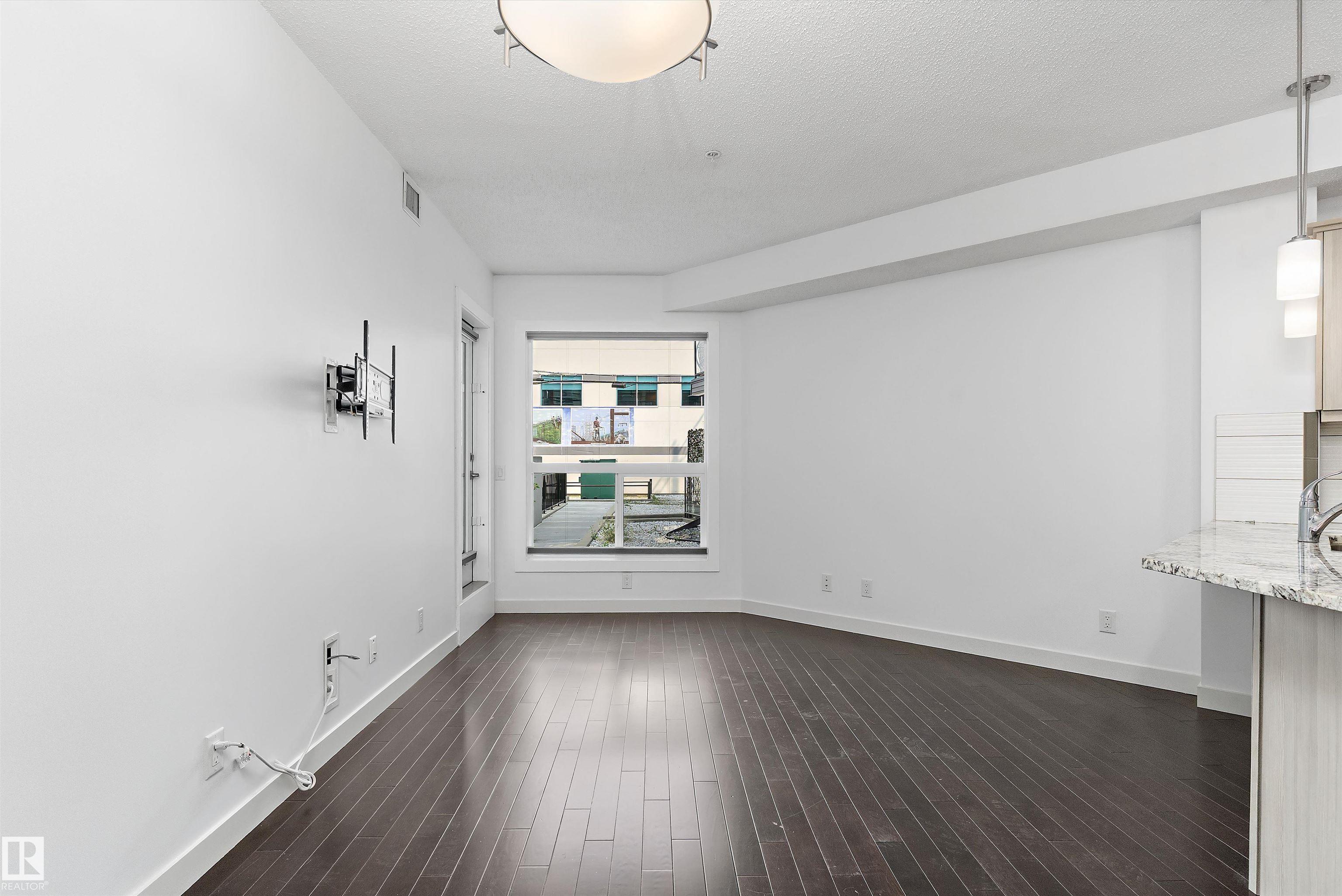Photo 10 at 109 - 10523 123 Street NW, Westmount, Edmonton