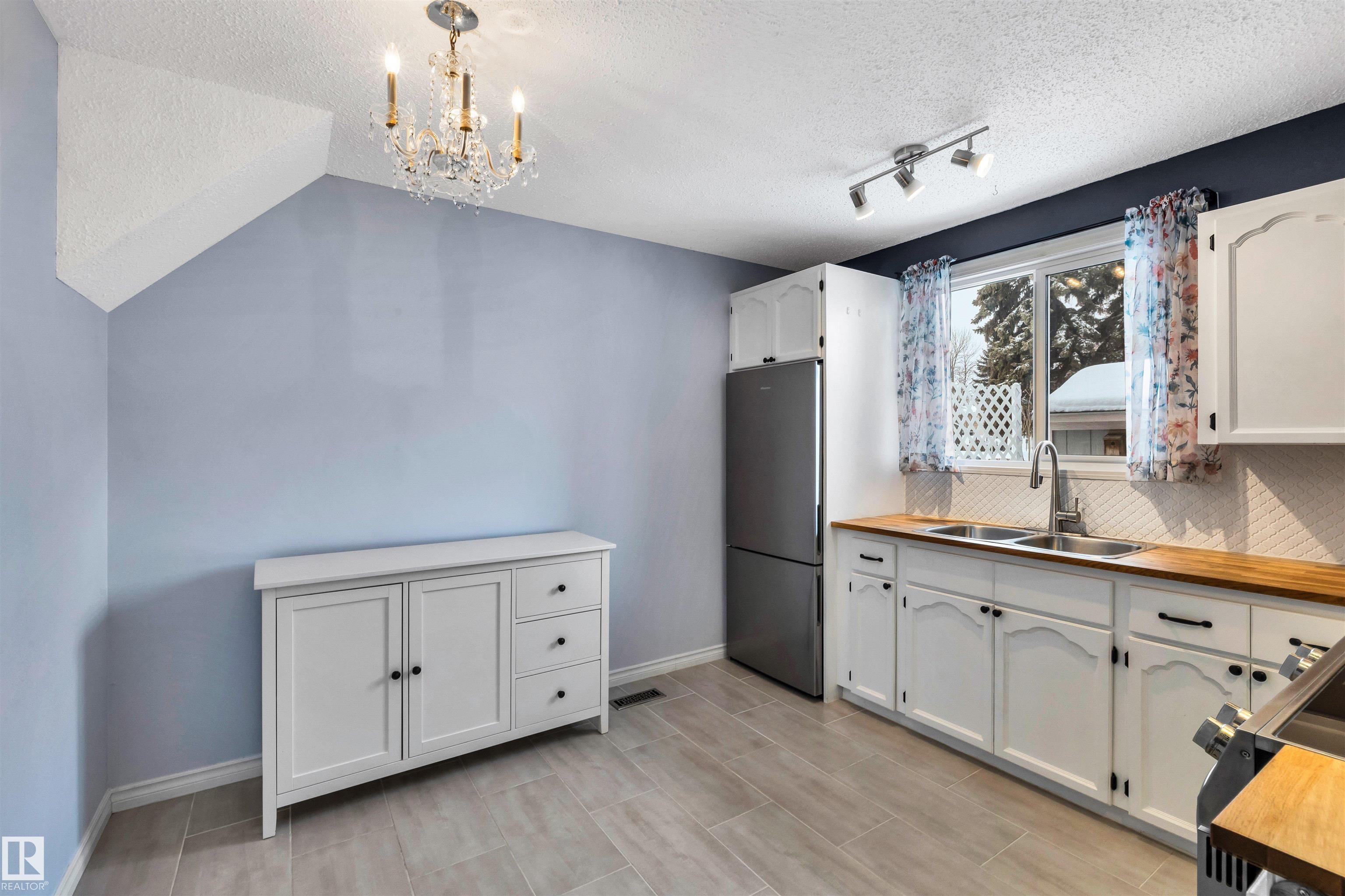 Photo 12 at 14204 31 Street NW, Hairsine, Edmonton
