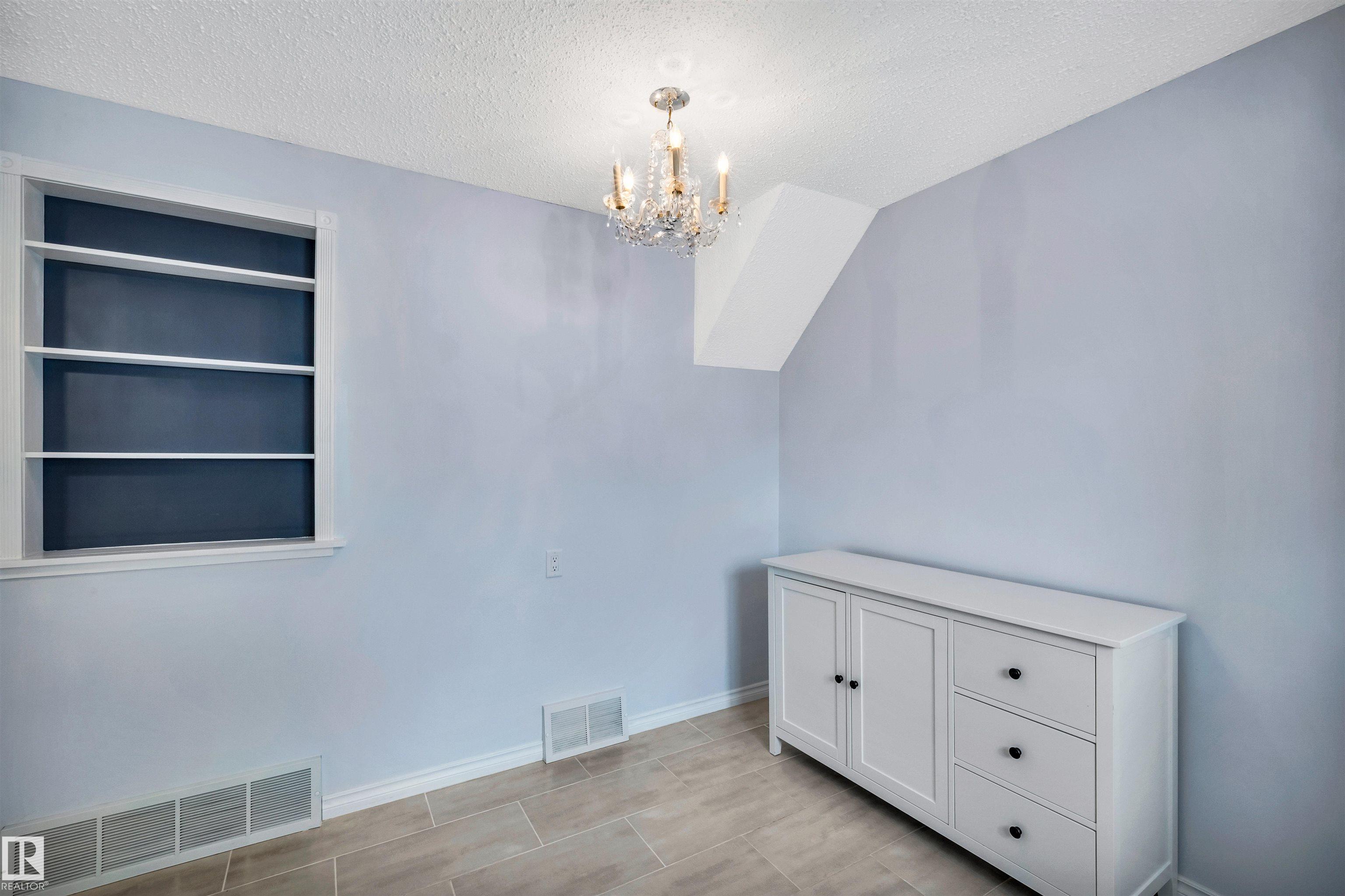 Photo 16 at 14204 31 Street NW, Hairsine, Edmonton