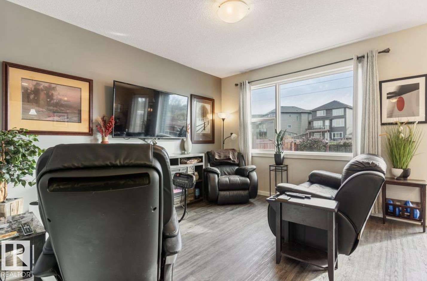 Photo 11 at 12737 205 Street NW, Trumpeter Area, Edmonton