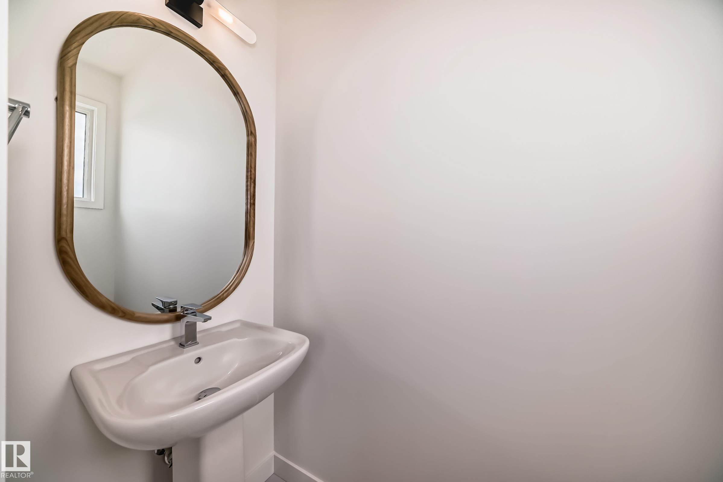 Photo 12 at 2624 62 Street SW, Mattson, Edmonton
