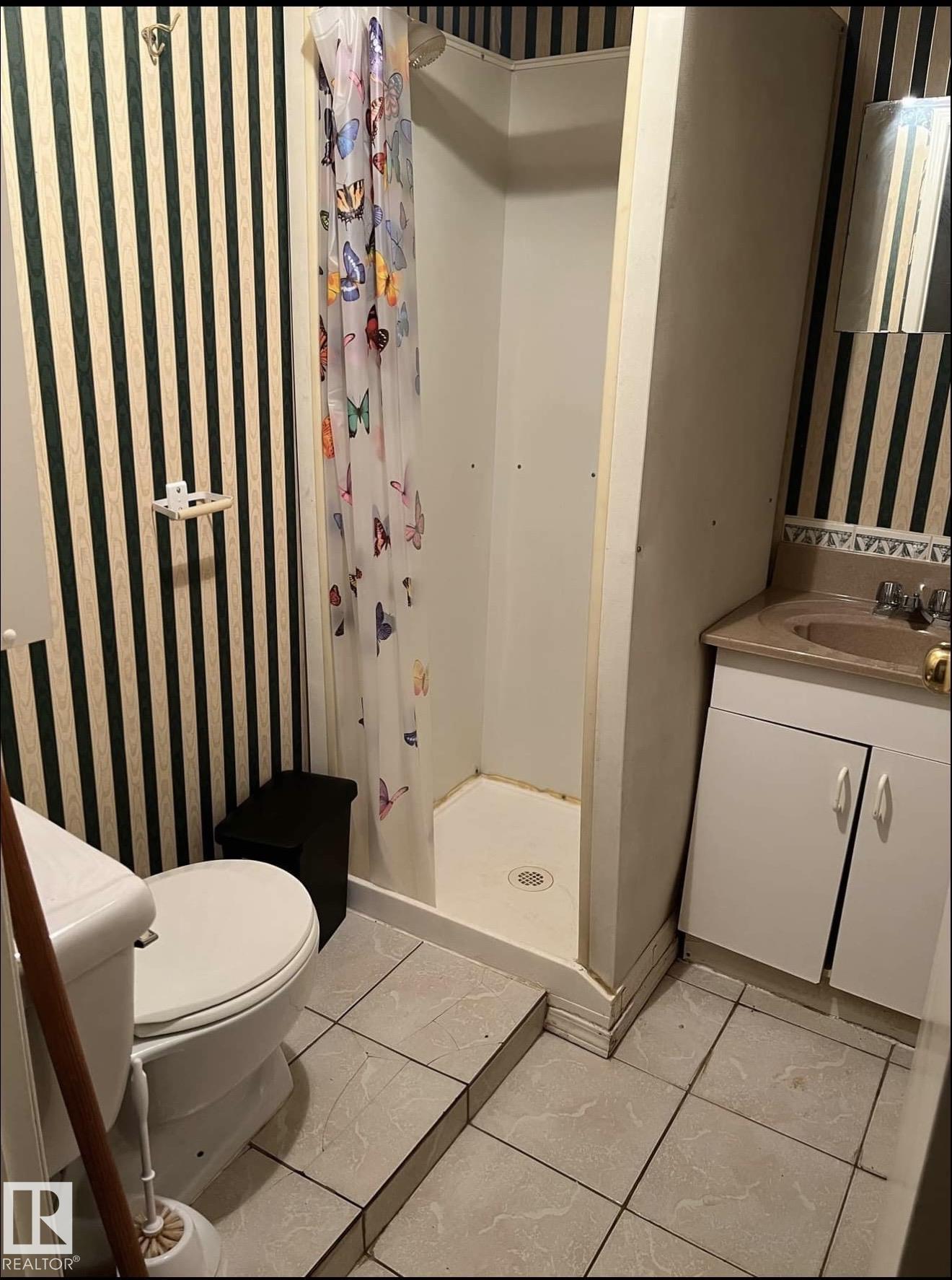 Photo 11 at 9209 150 Street NW, Sherwood, Edmonton