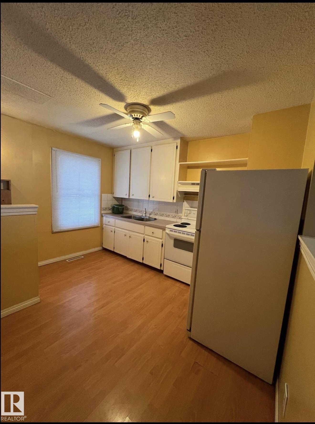 9209 150 Street NW, Sherwood, Edmonton