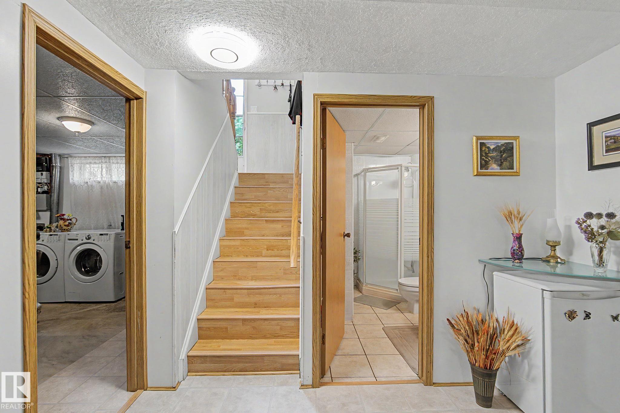 Photo 36 at 11638 123 Street NW, Inglewood, Edmonton