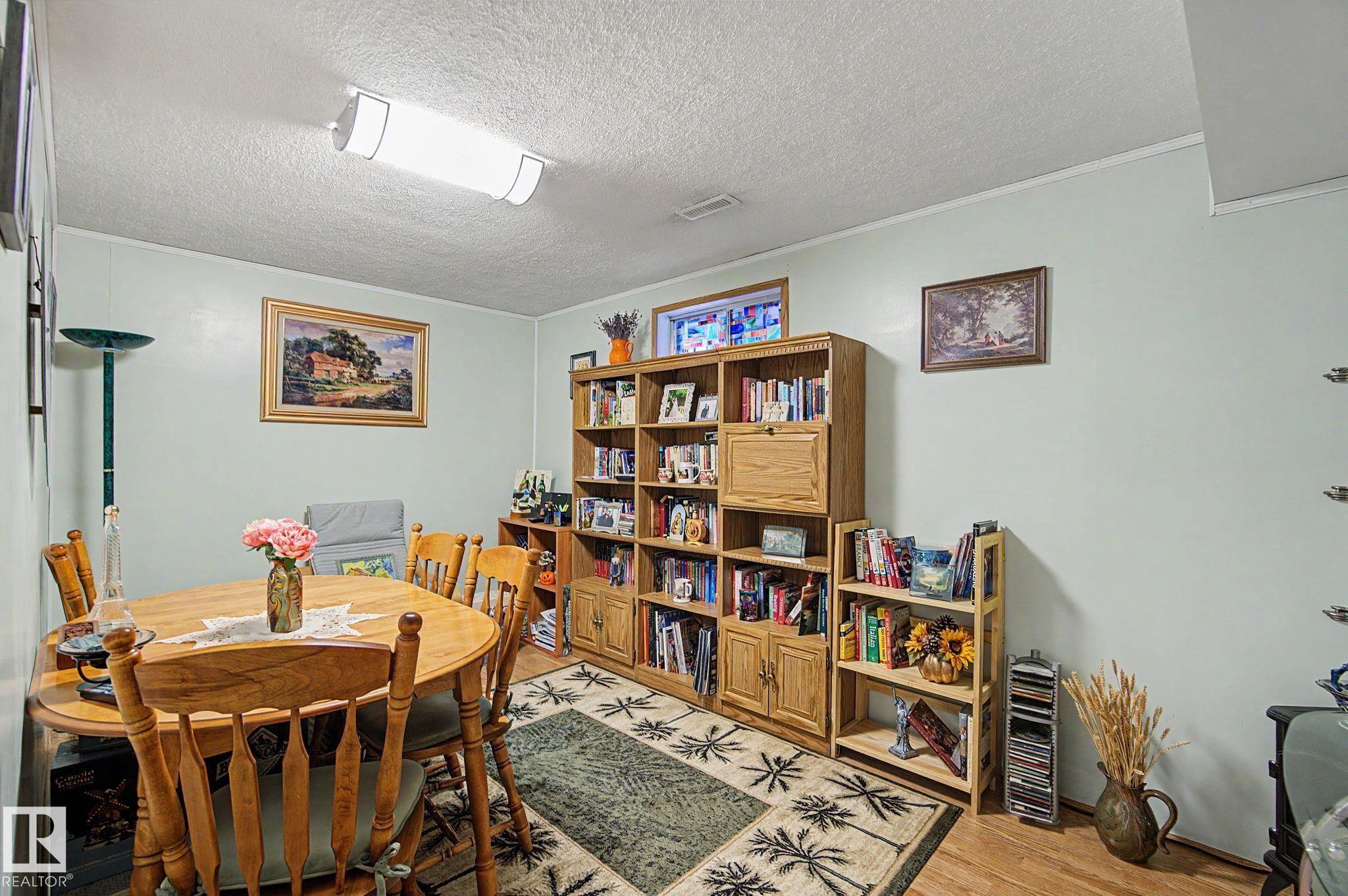 Photo 37 at 11638 123 Street NW, Inglewood, Edmonton