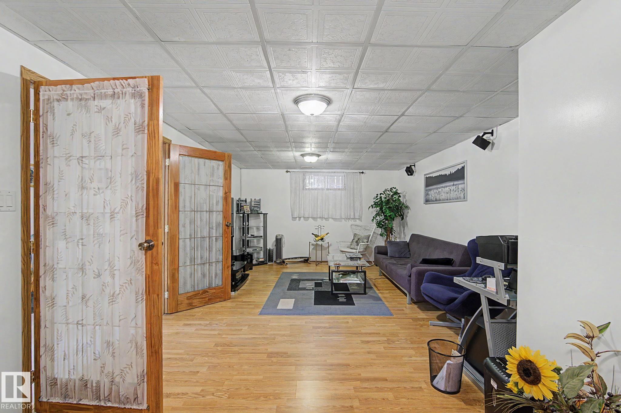 Photo 42 at 11638 123 Street NW, Inglewood, Edmonton
