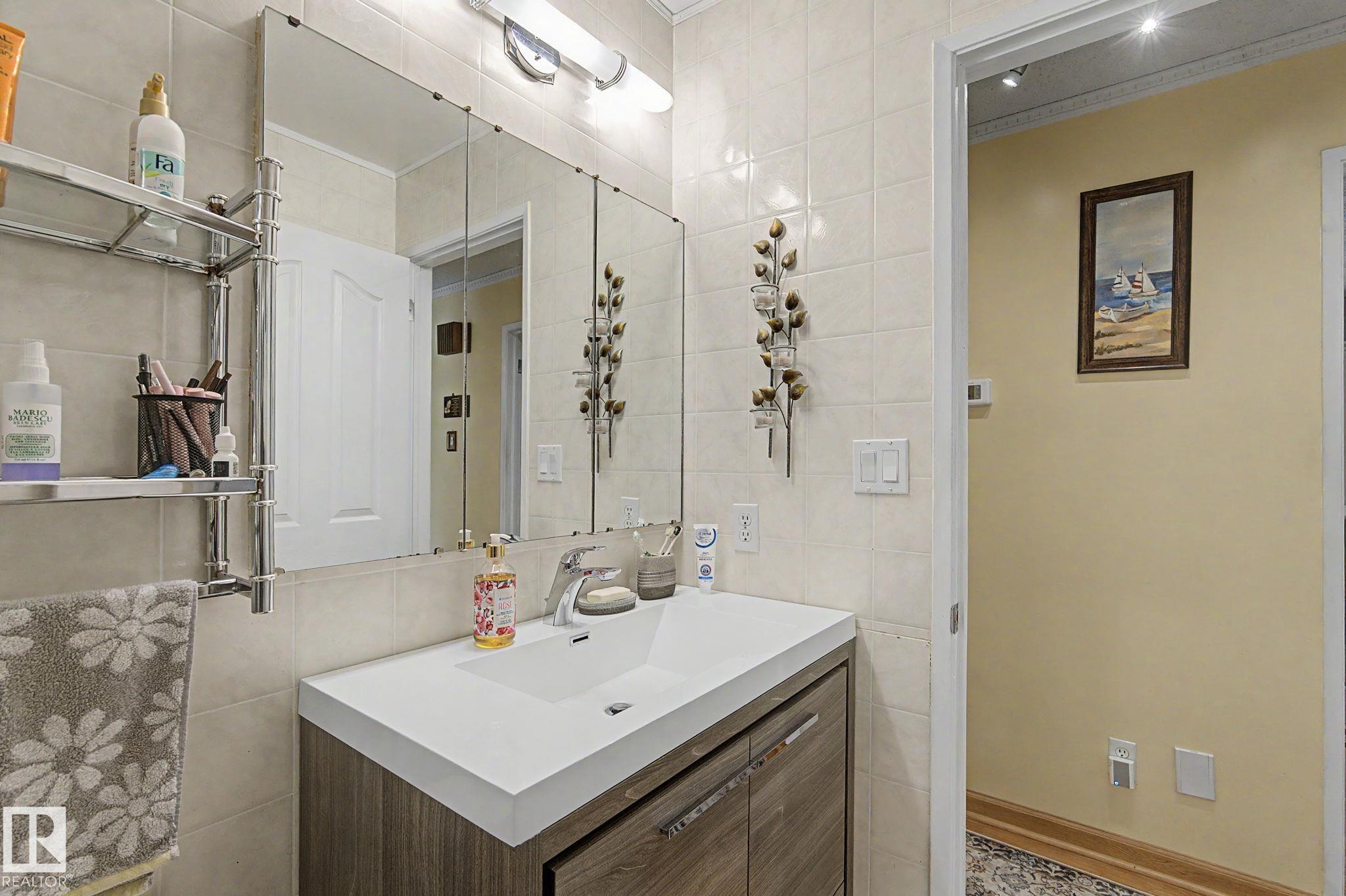 Photo 52 at 11638 123 Street NW, Inglewood, Edmonton