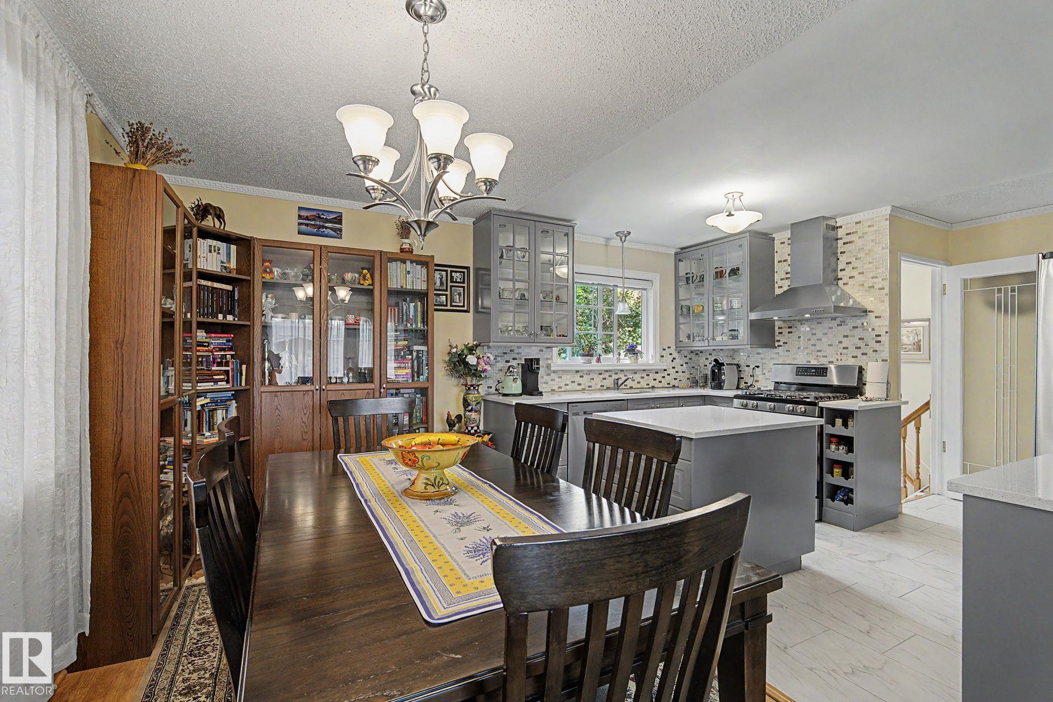 Photo 7 at 11638 123 Street NW, Inglewood, Edmonton