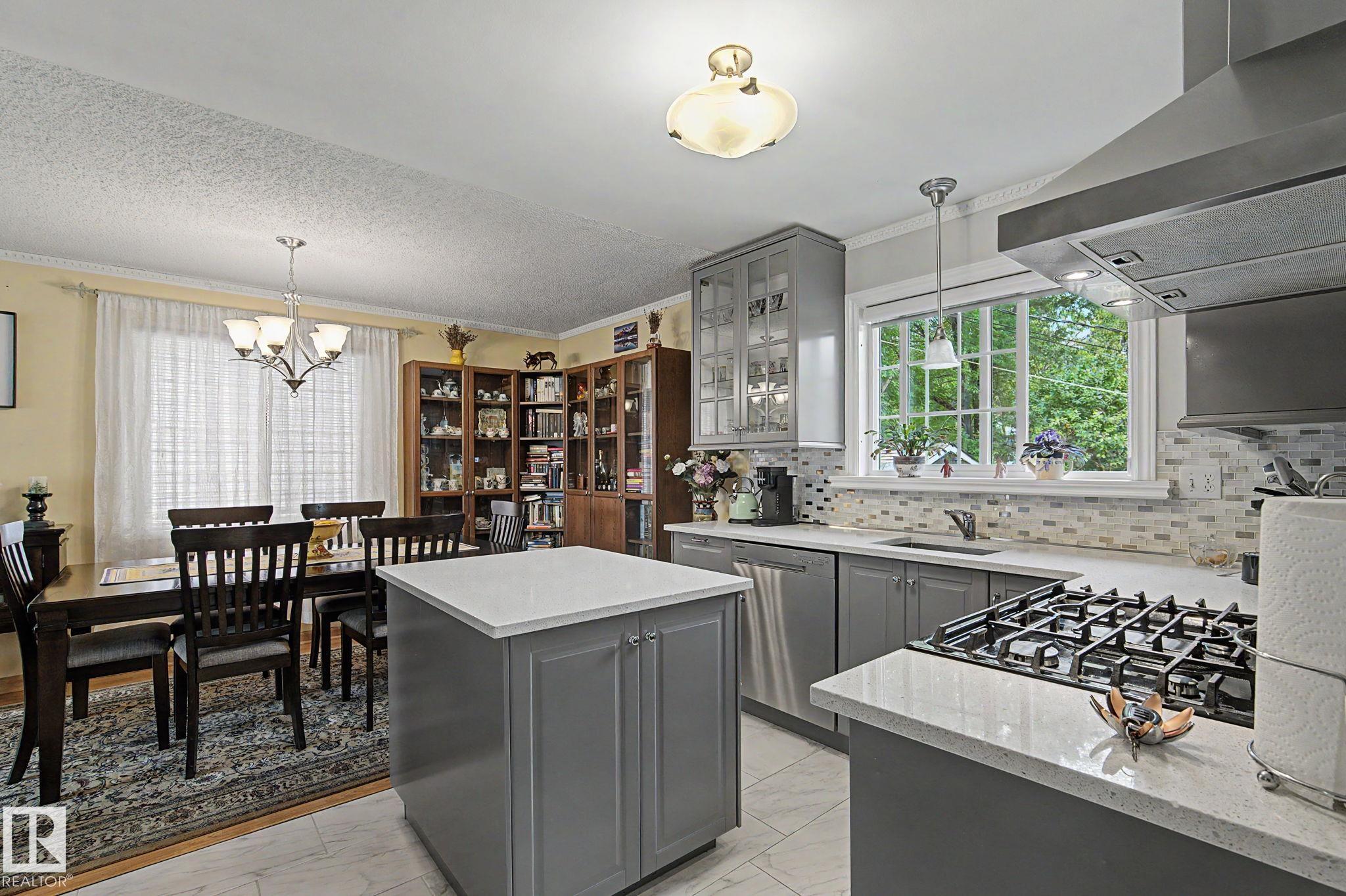 Photo 9 at 11638 123 Street NW, Inglewood, Edmonton